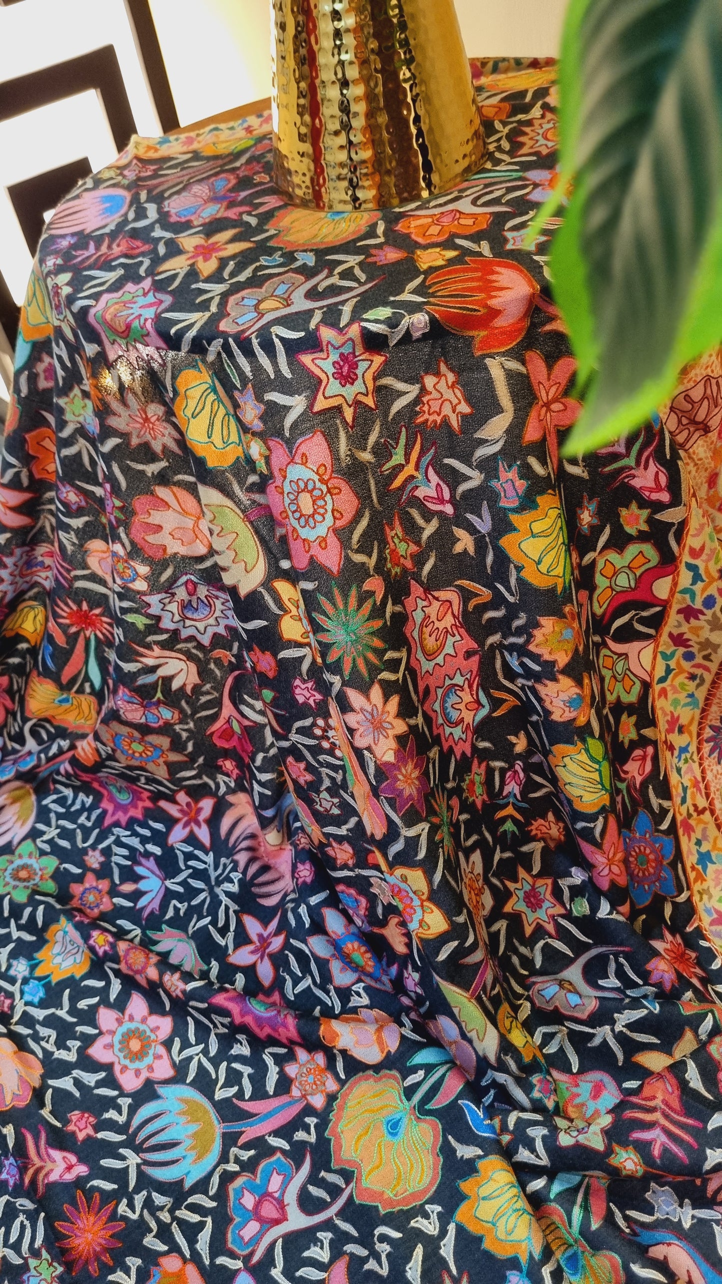 Floral Reelkar shawl