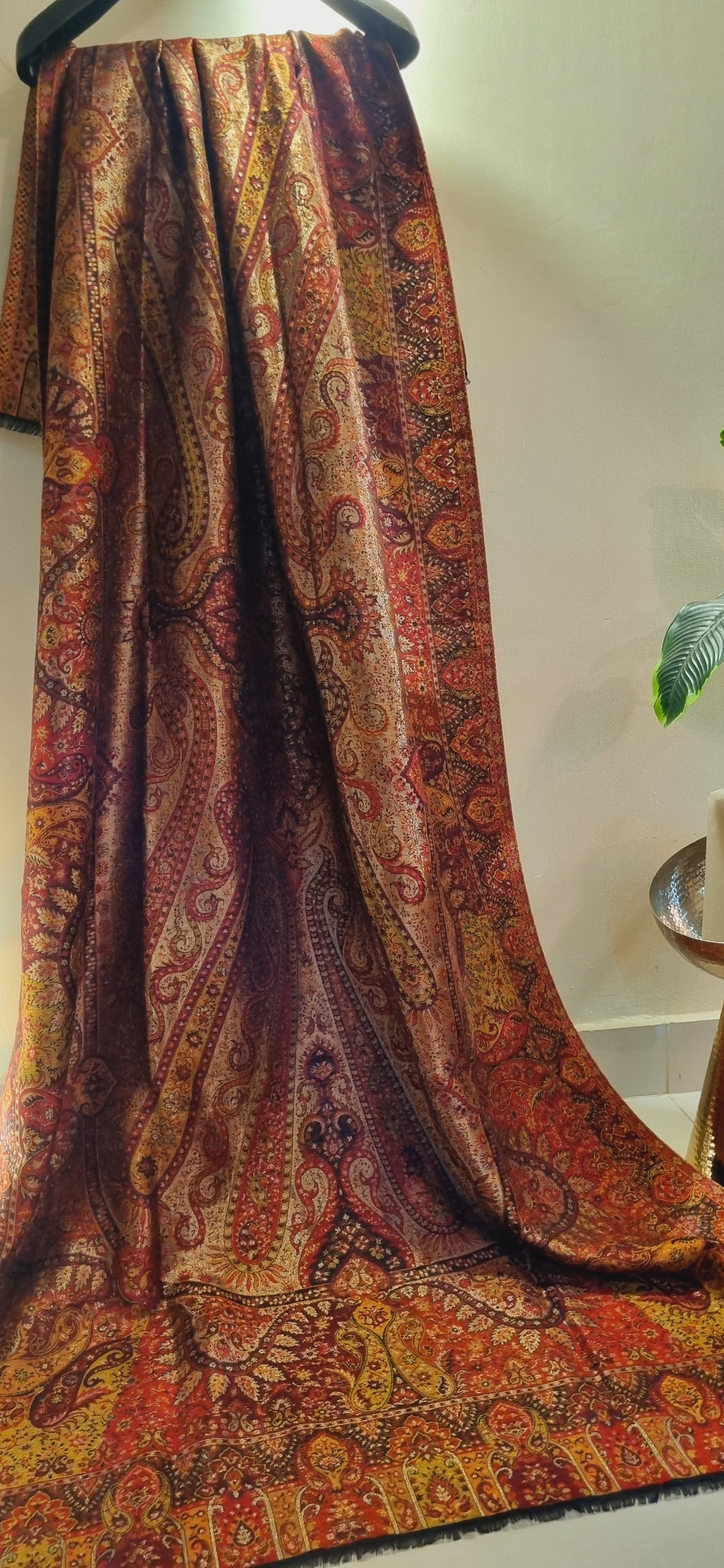 Reversible moonlight gandhara kaani shawl