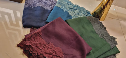 Pashmina chantilly shawl