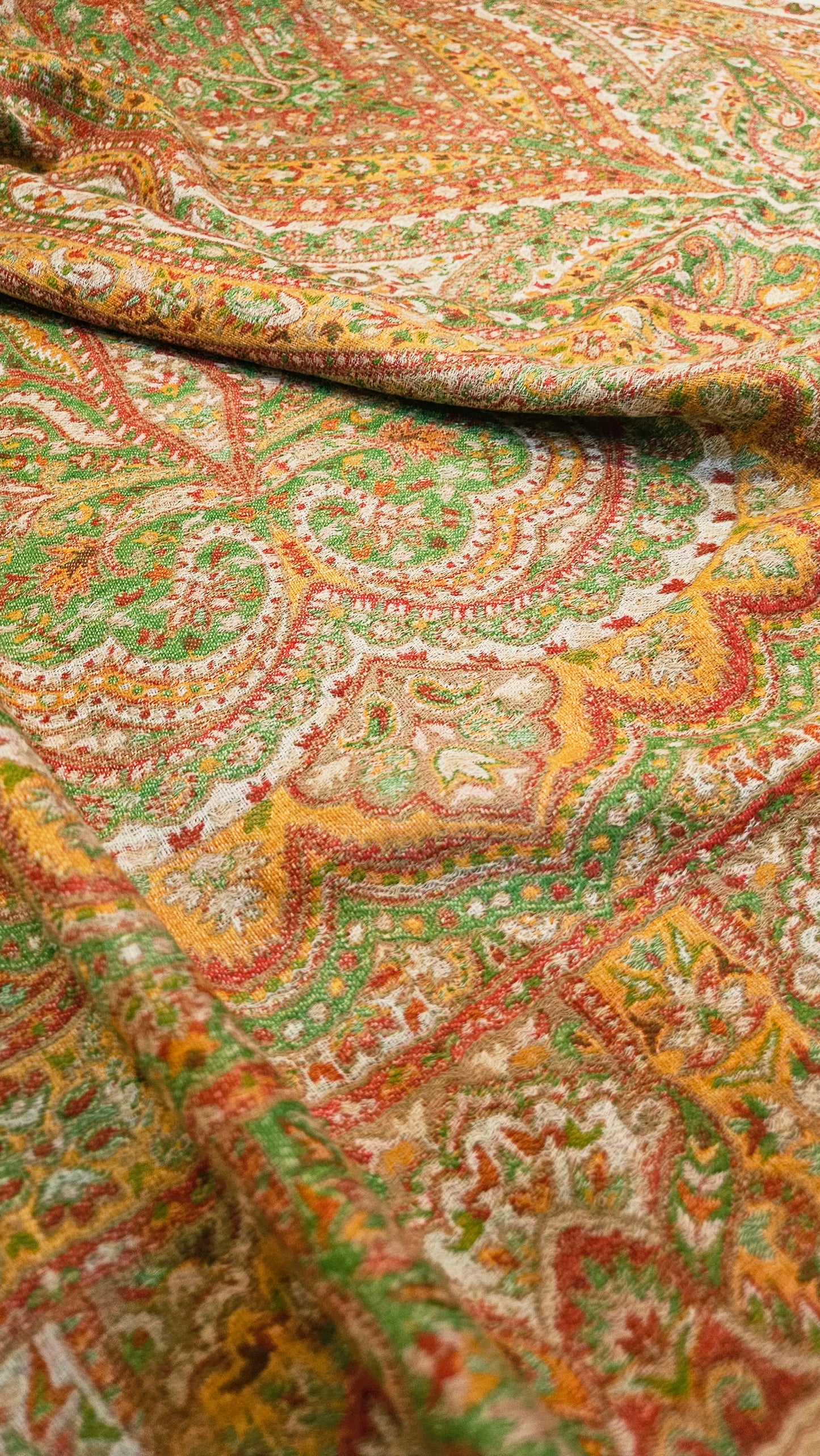 Reversible persian kaani: Pashmina
