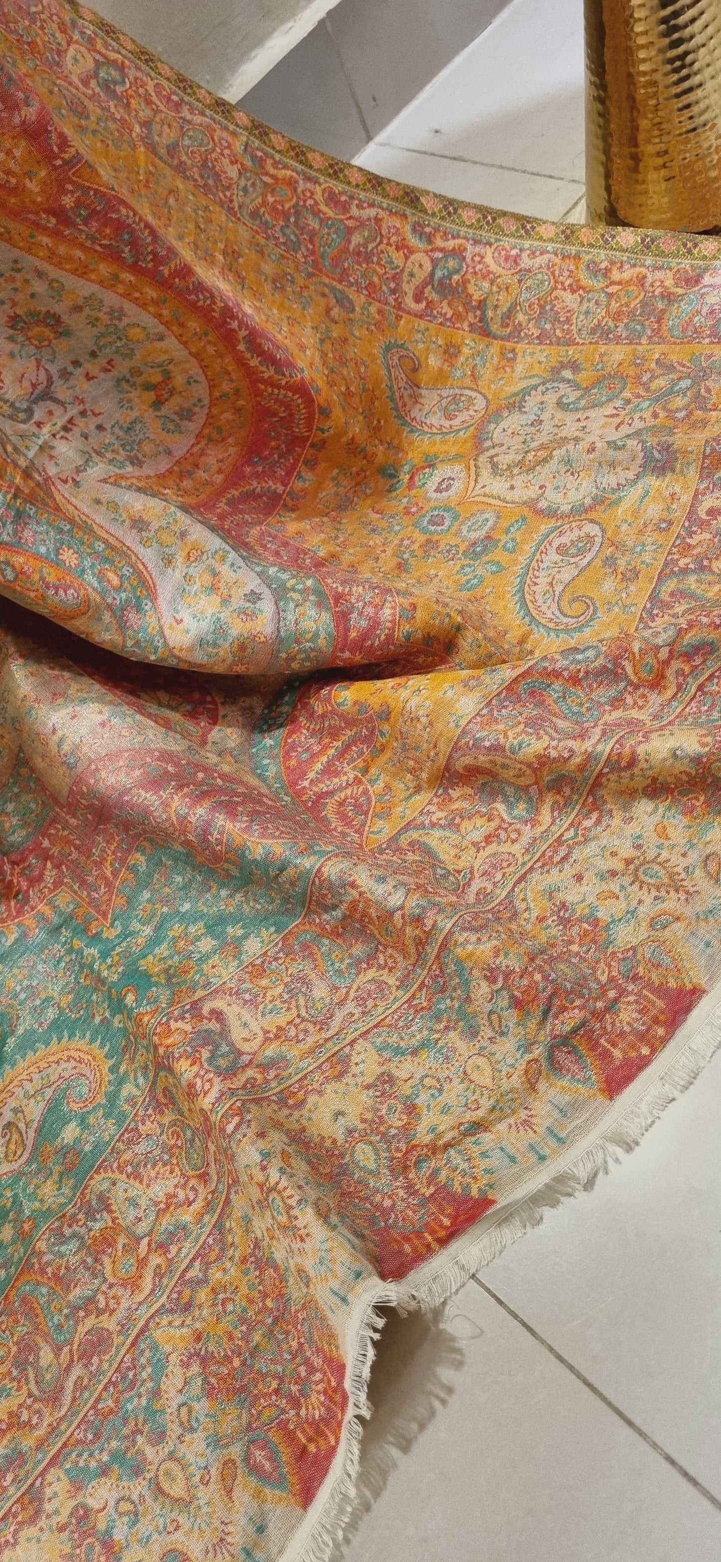 Reversible moonlight gandhara kaani reversible shawl