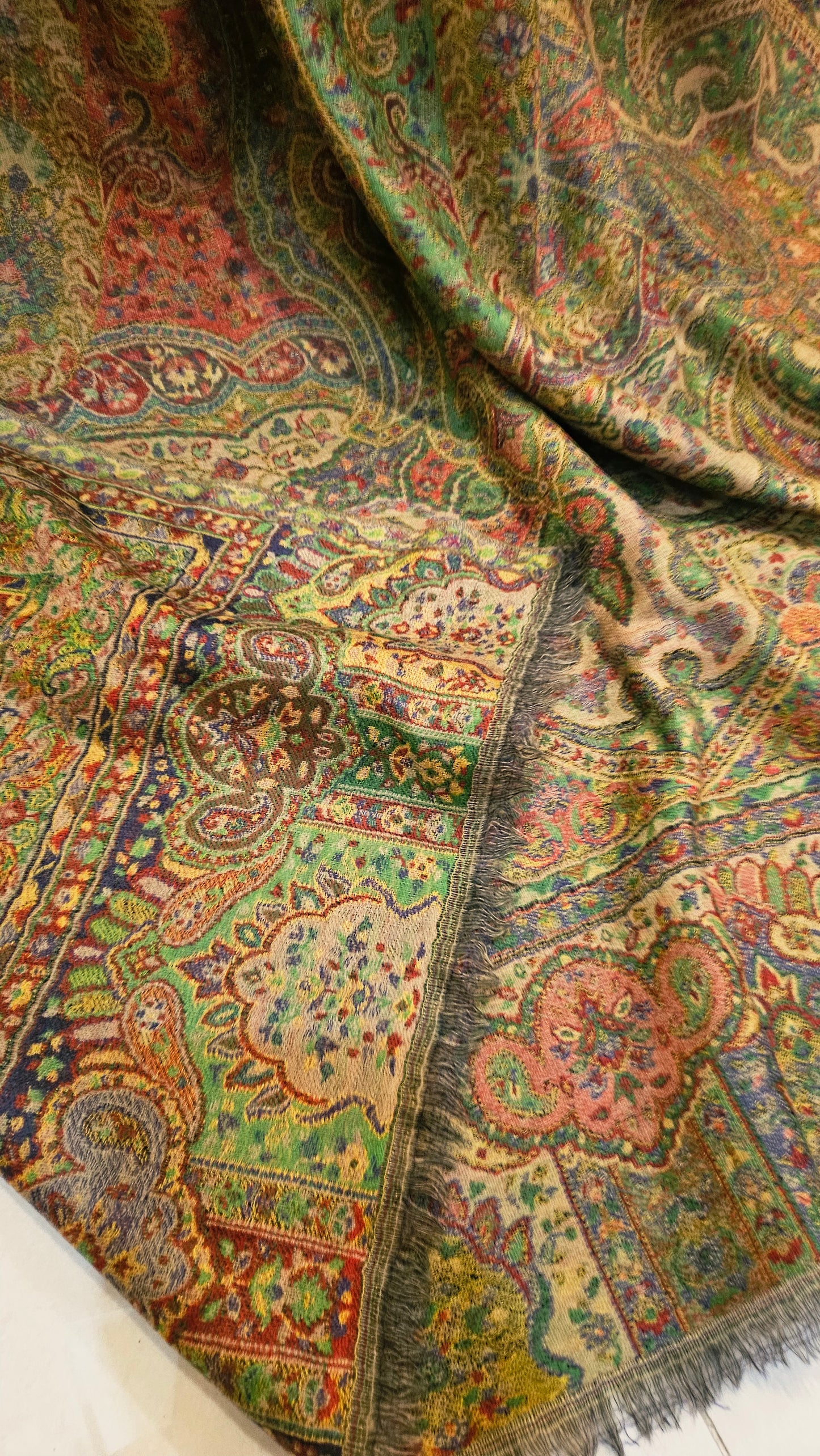 Reversible Persian kaani: Pashmina