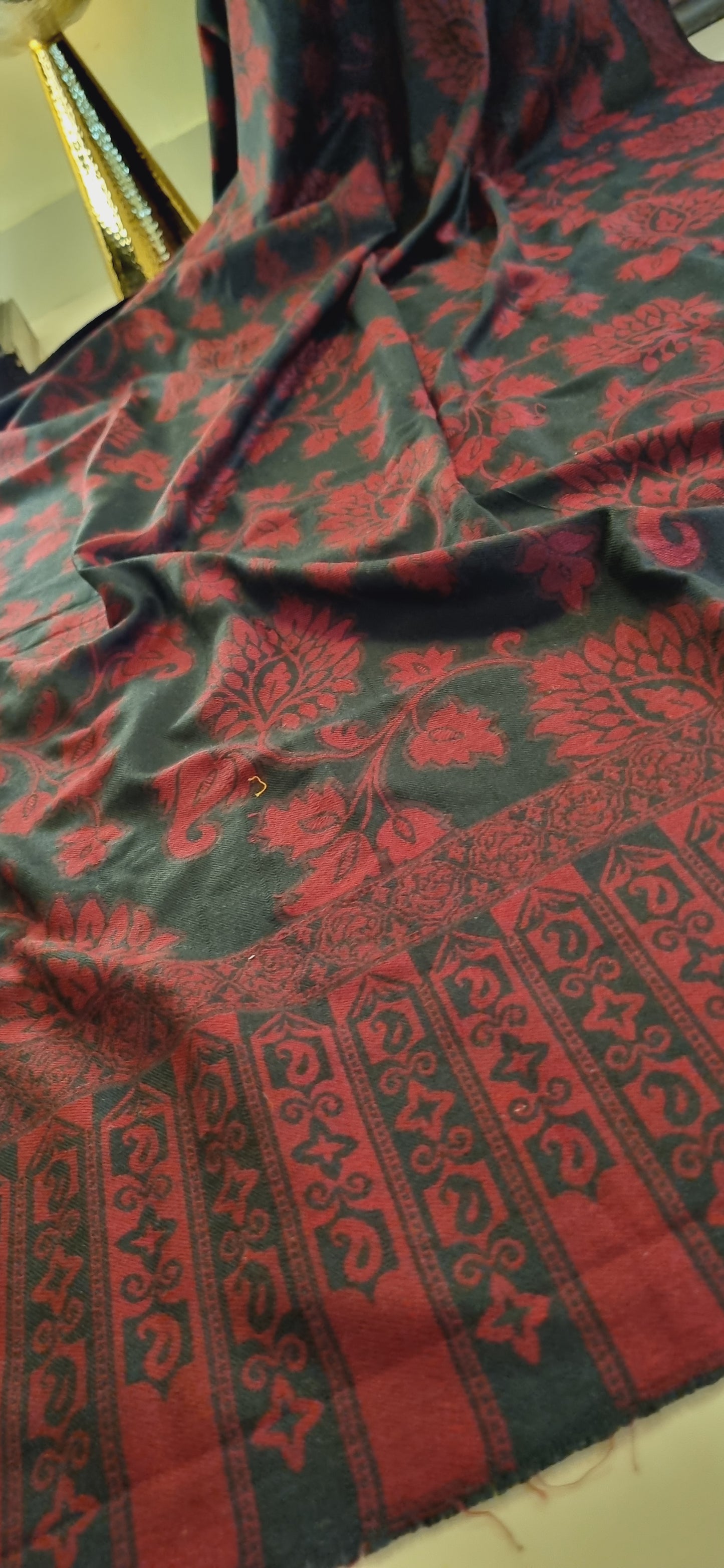 Woollen pashmina kaani shawl