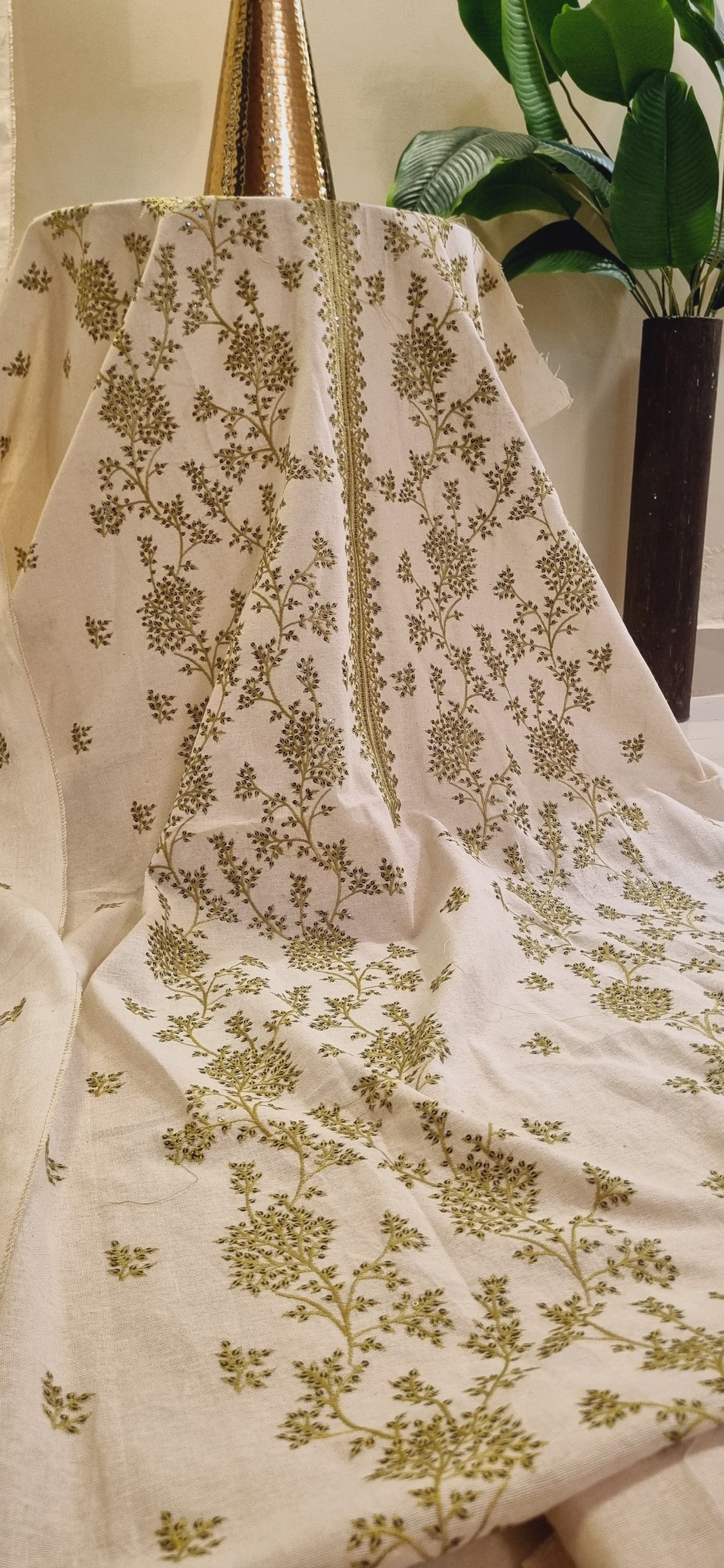 Khaddar karandi embroidered three piece suit
