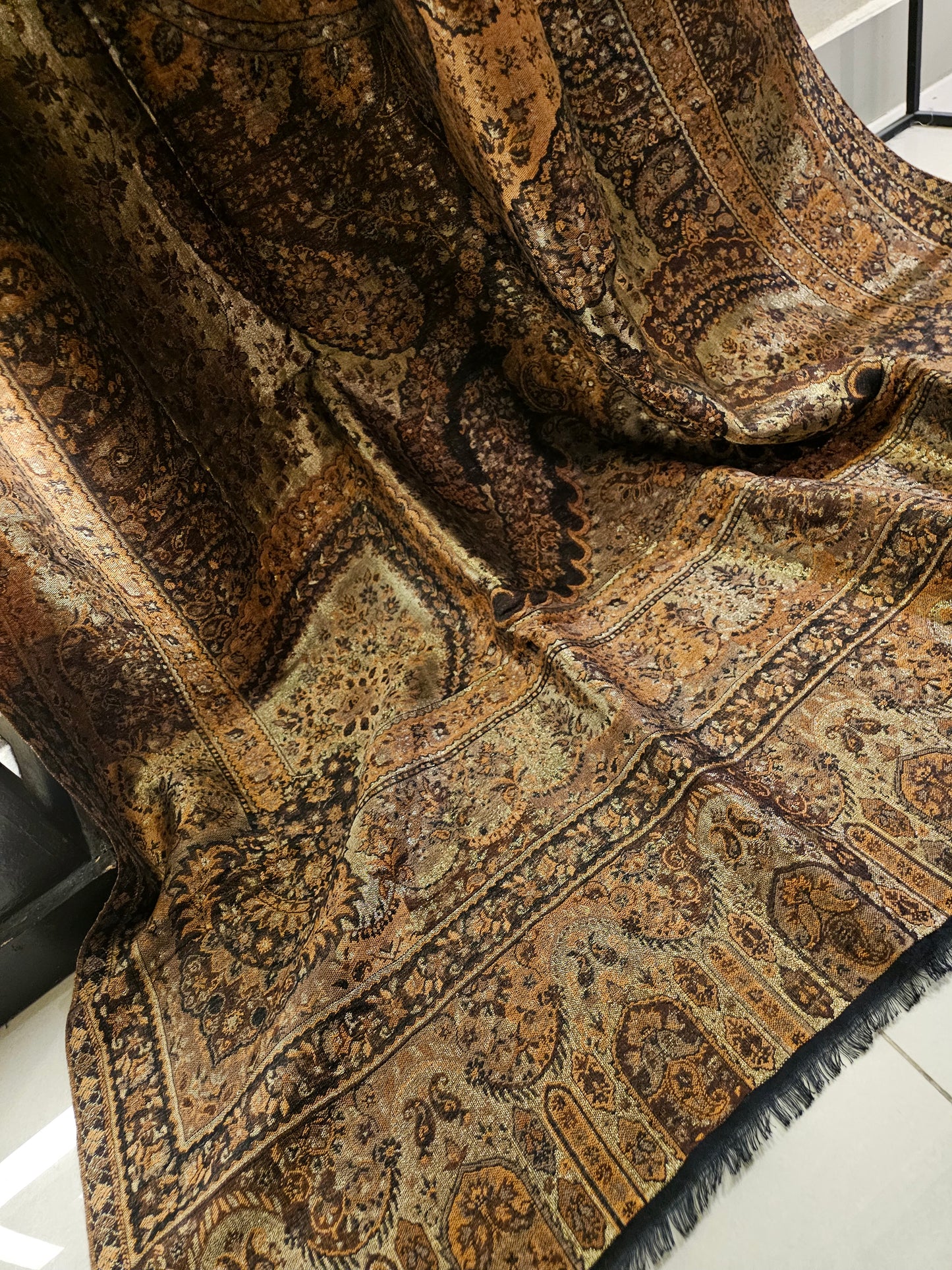 Reversible moonlight gandhara kaani shawl