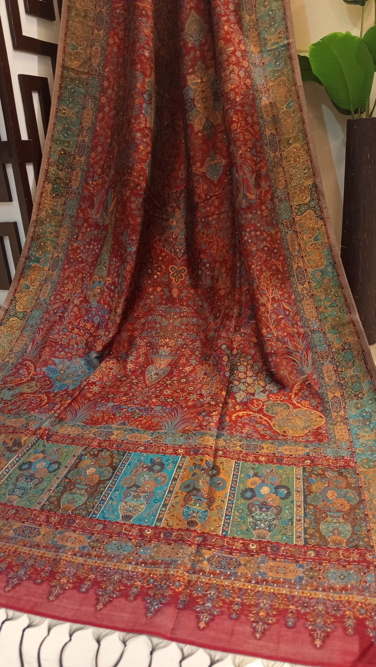 Kaani shawl: silk