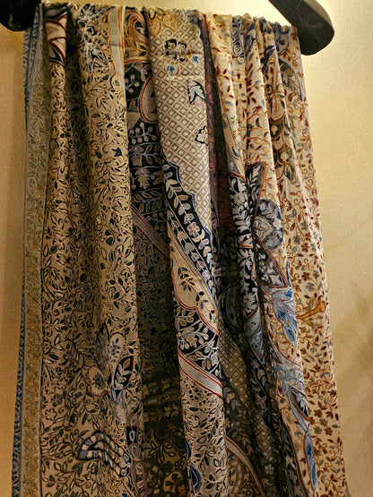 Reelkar embroidered silk dupatta