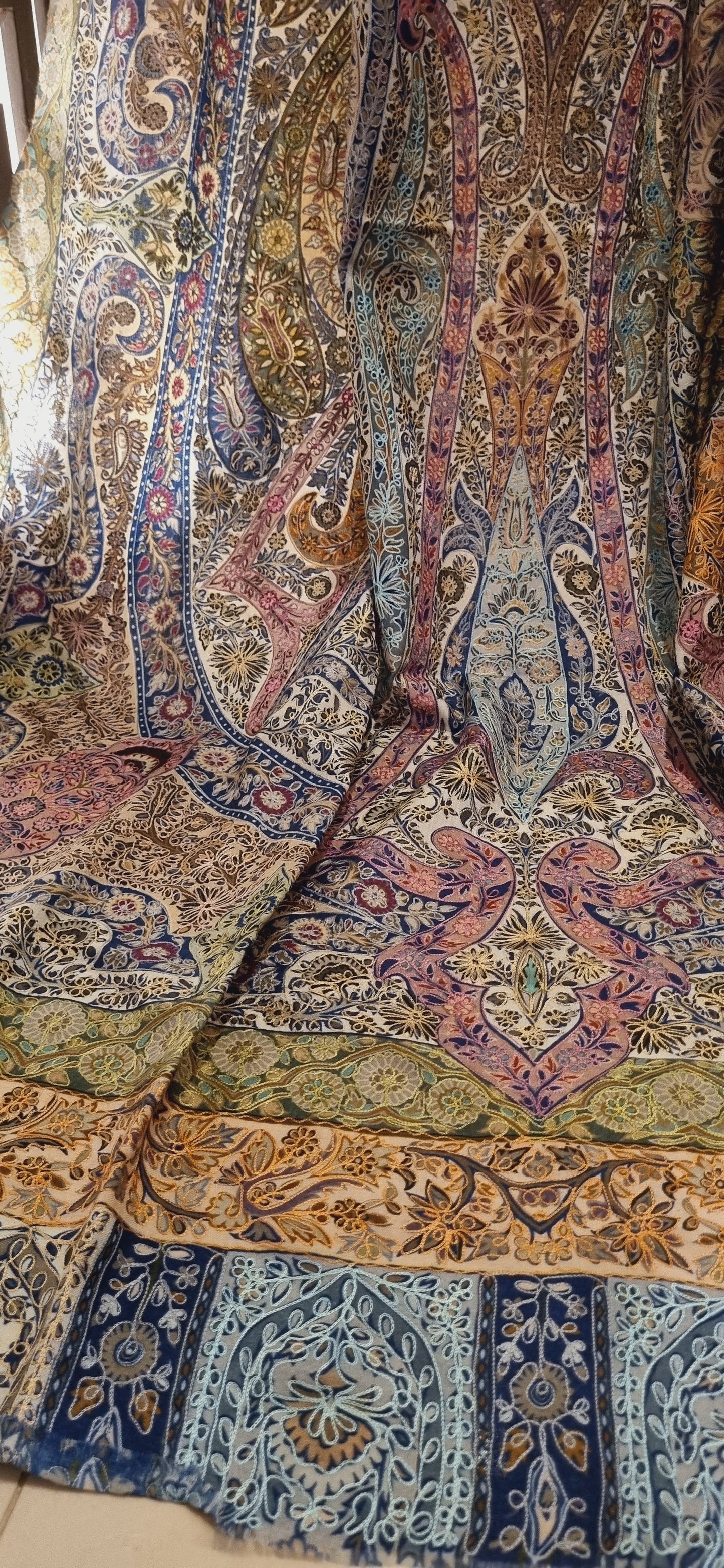 Reelkar pashmina shawl