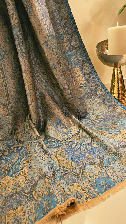 Gandhara kaani reversible: shawl