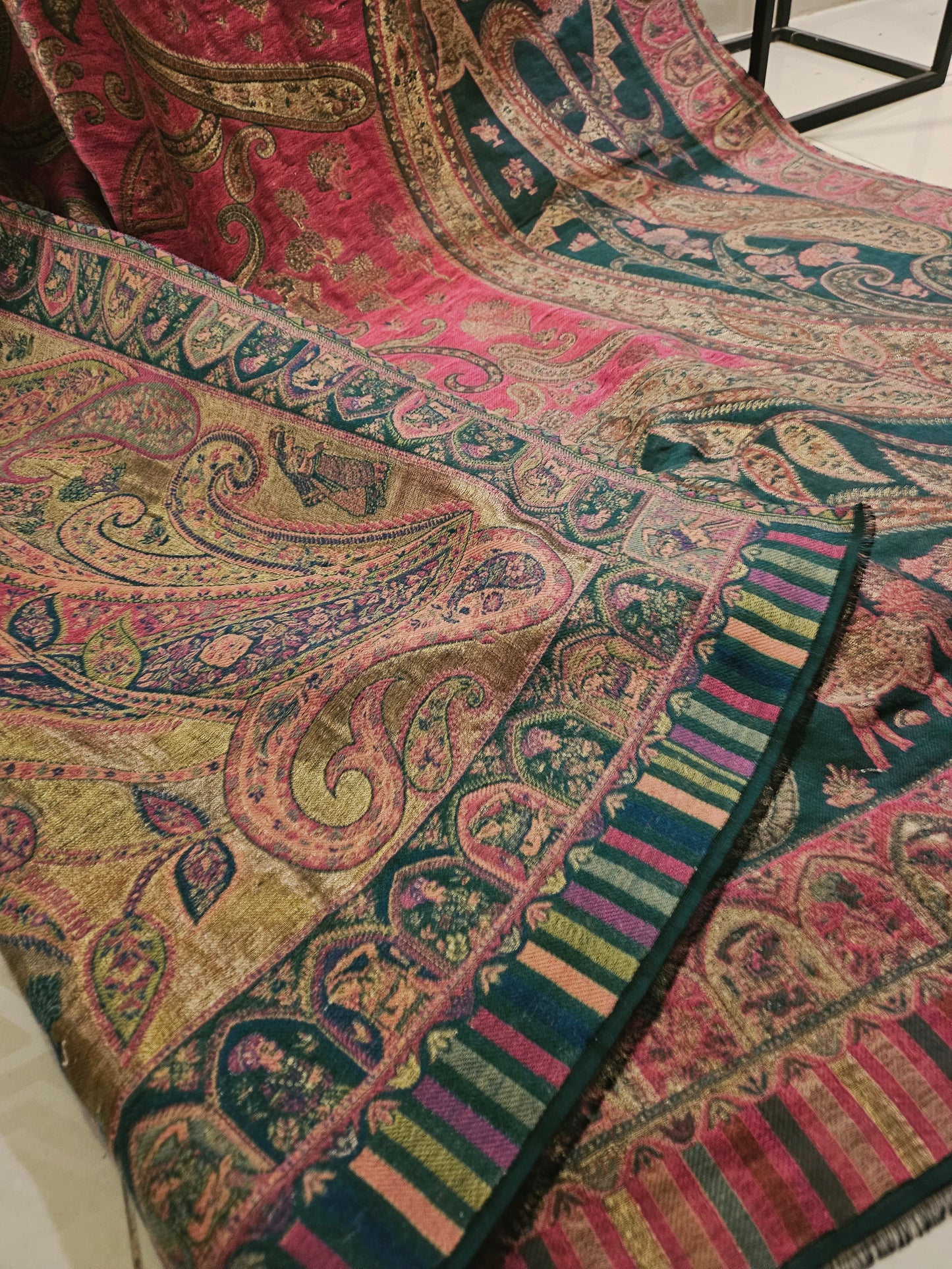 Jodha akbar reversible moonlight kaani shawl