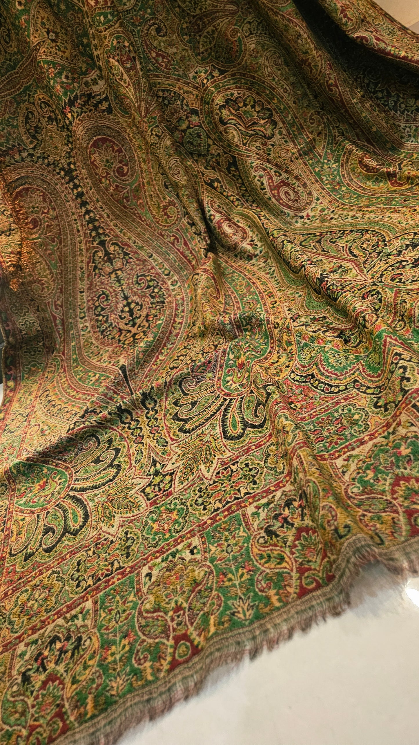 Reversible Persian kaani: Pashmina