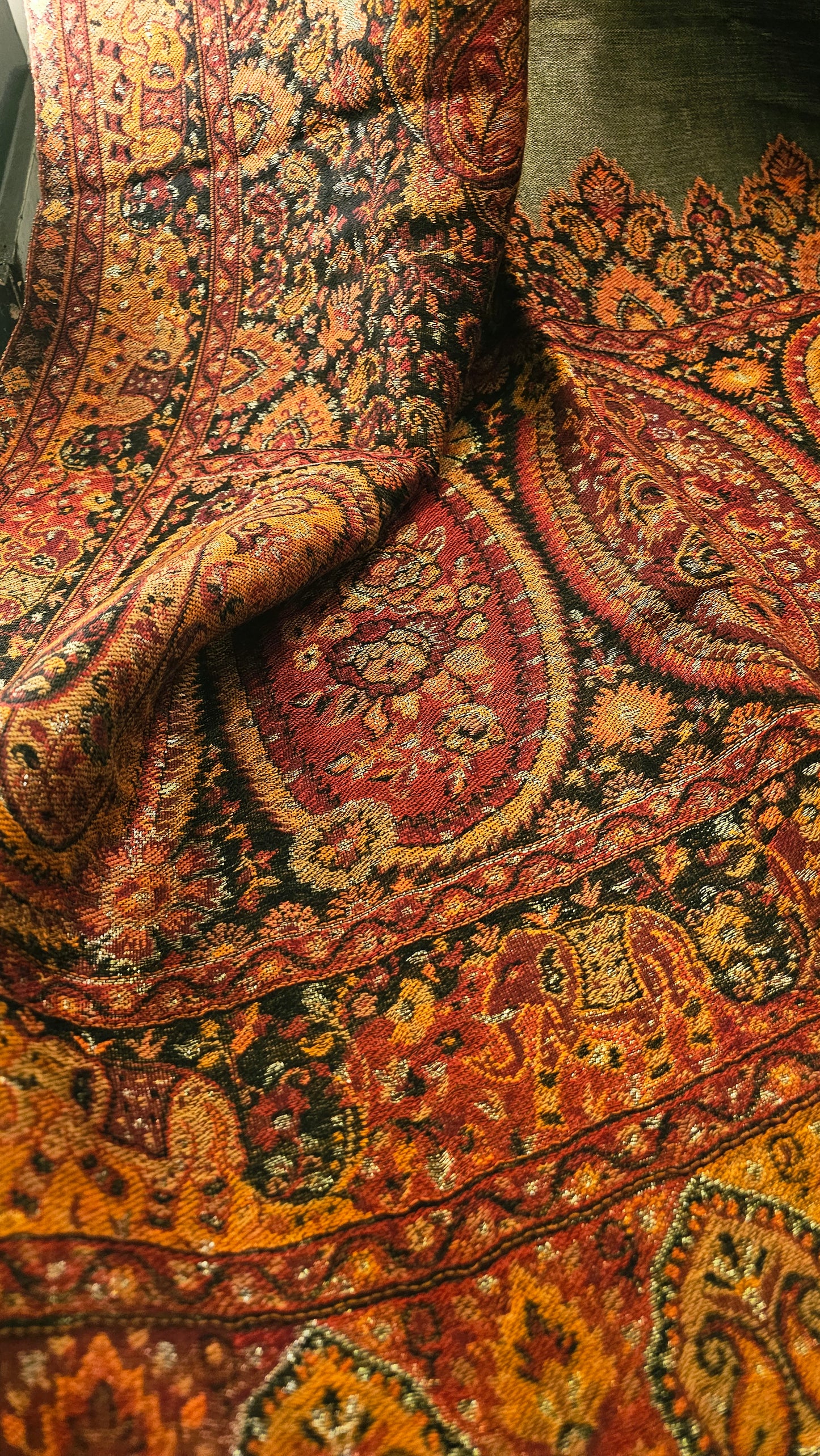 Reversible moonlight kaani: shawl