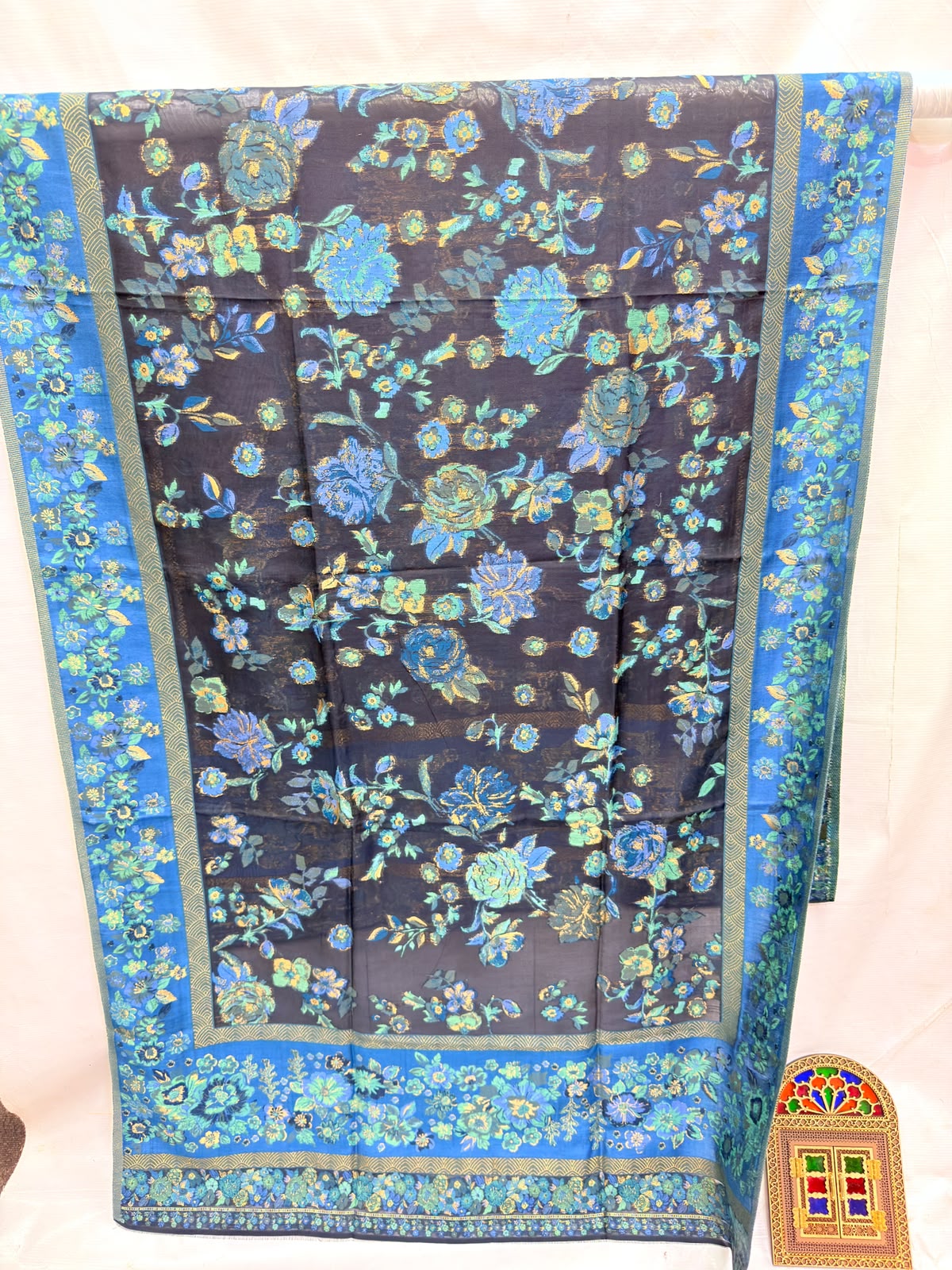 Kaani dupata: Silk