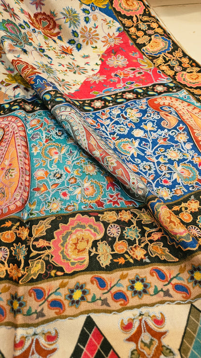 Reelkar embroidered:pashmina