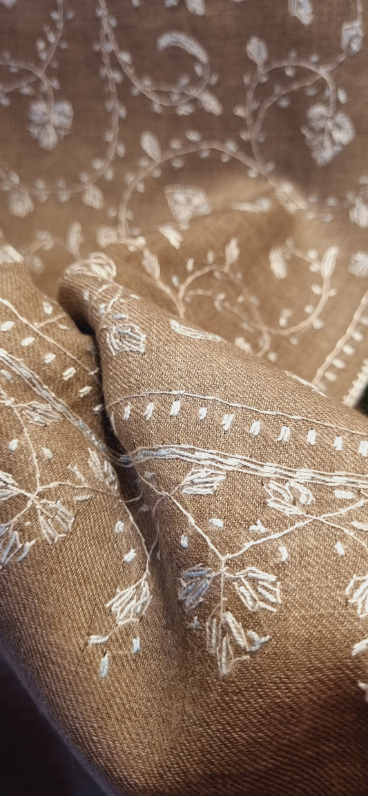Sui embroidered toosh shawl