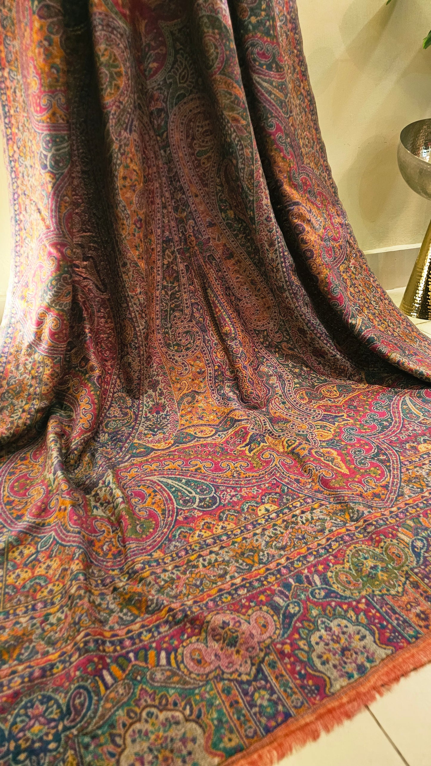 Reversible Persian kaani: Pashmina