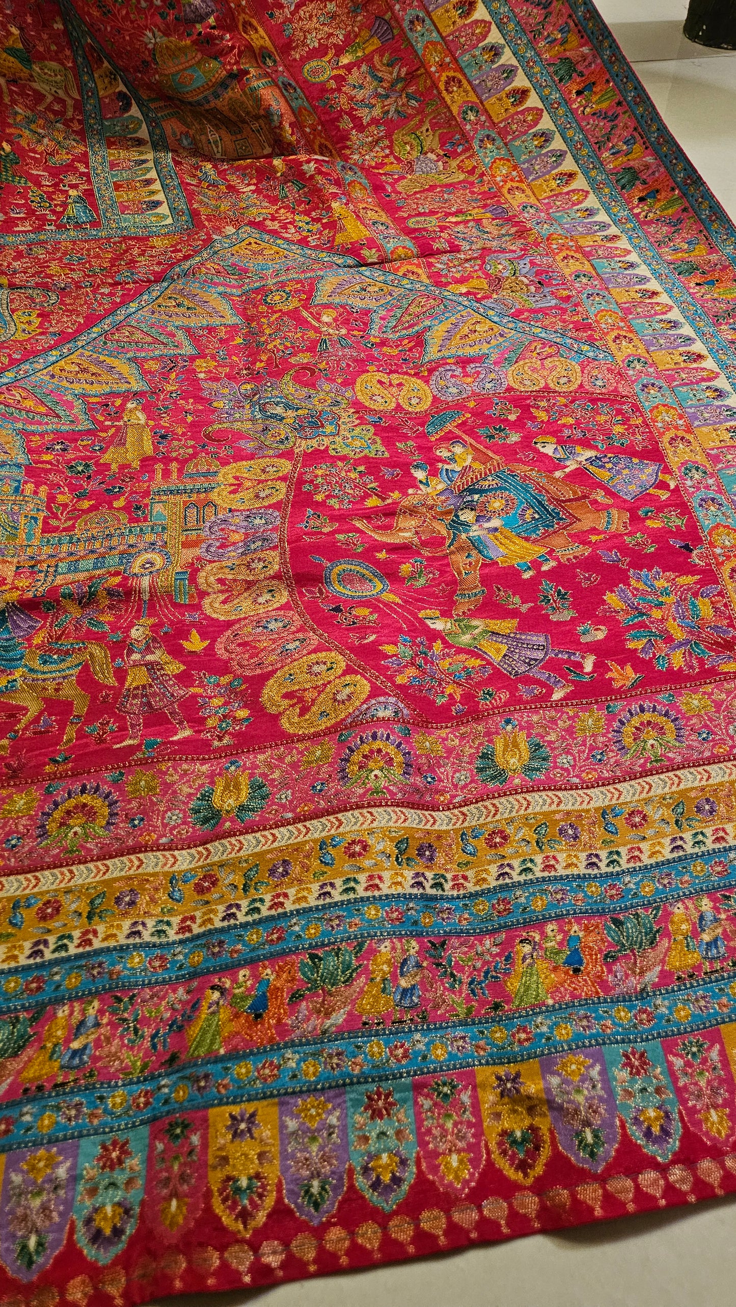 Meenakari pink Shawl: silk
