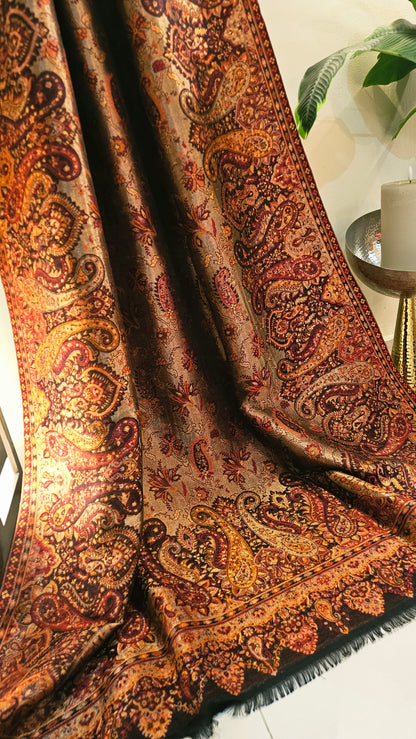 Moonlight reversible gandhara kaani: Pashmina