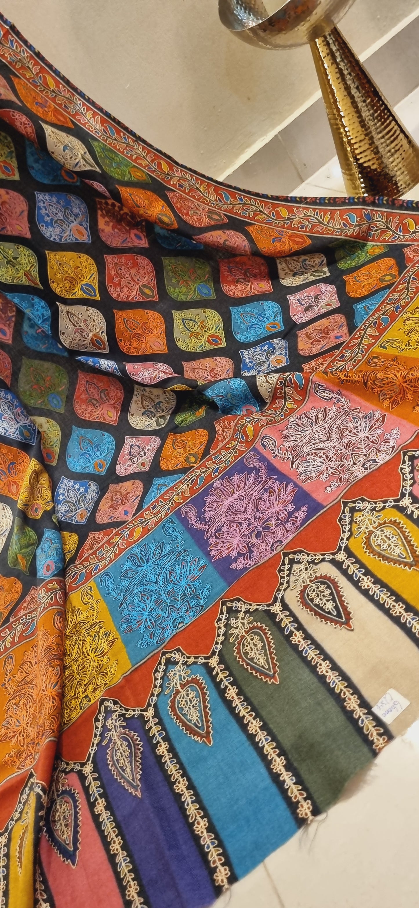 Reelkar embroidered pashmina