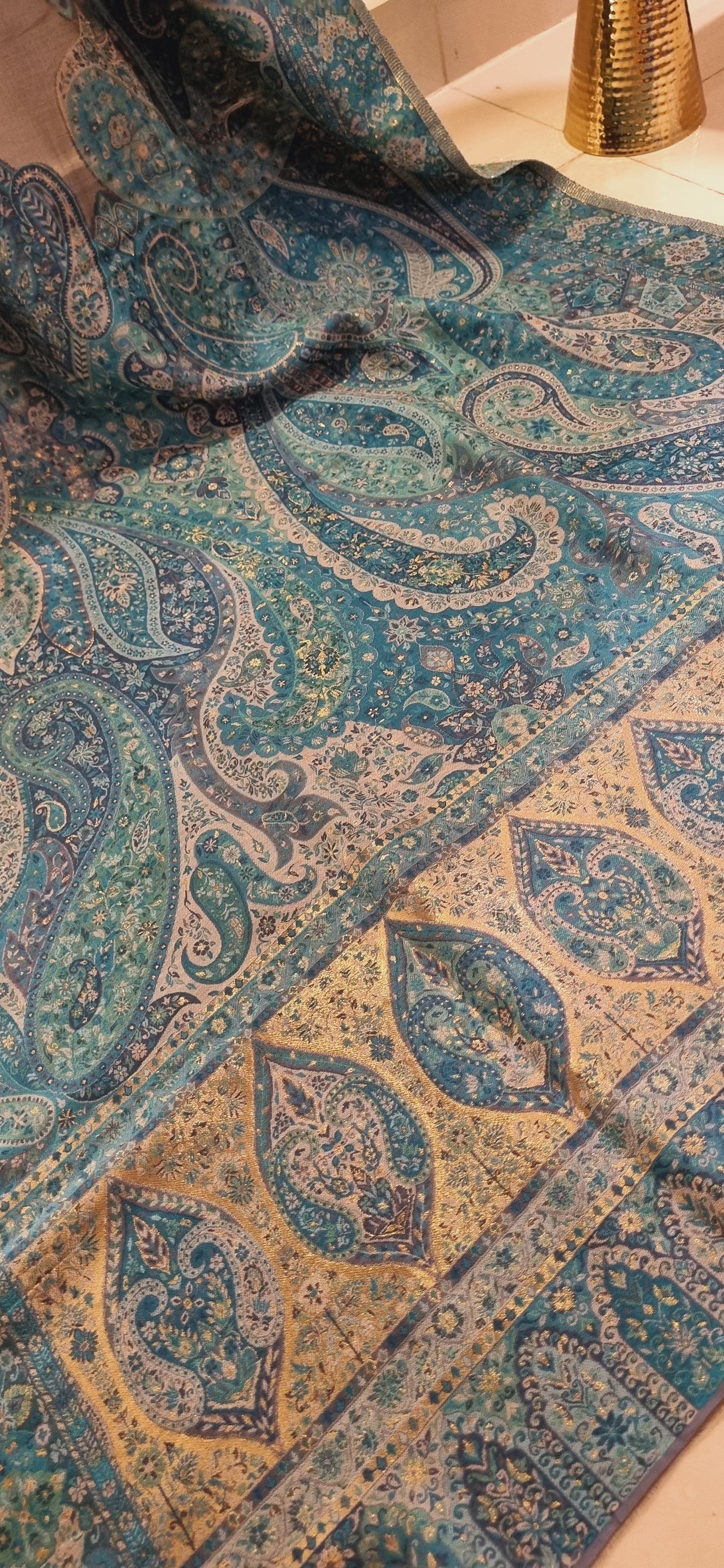Silk kaani shawl
