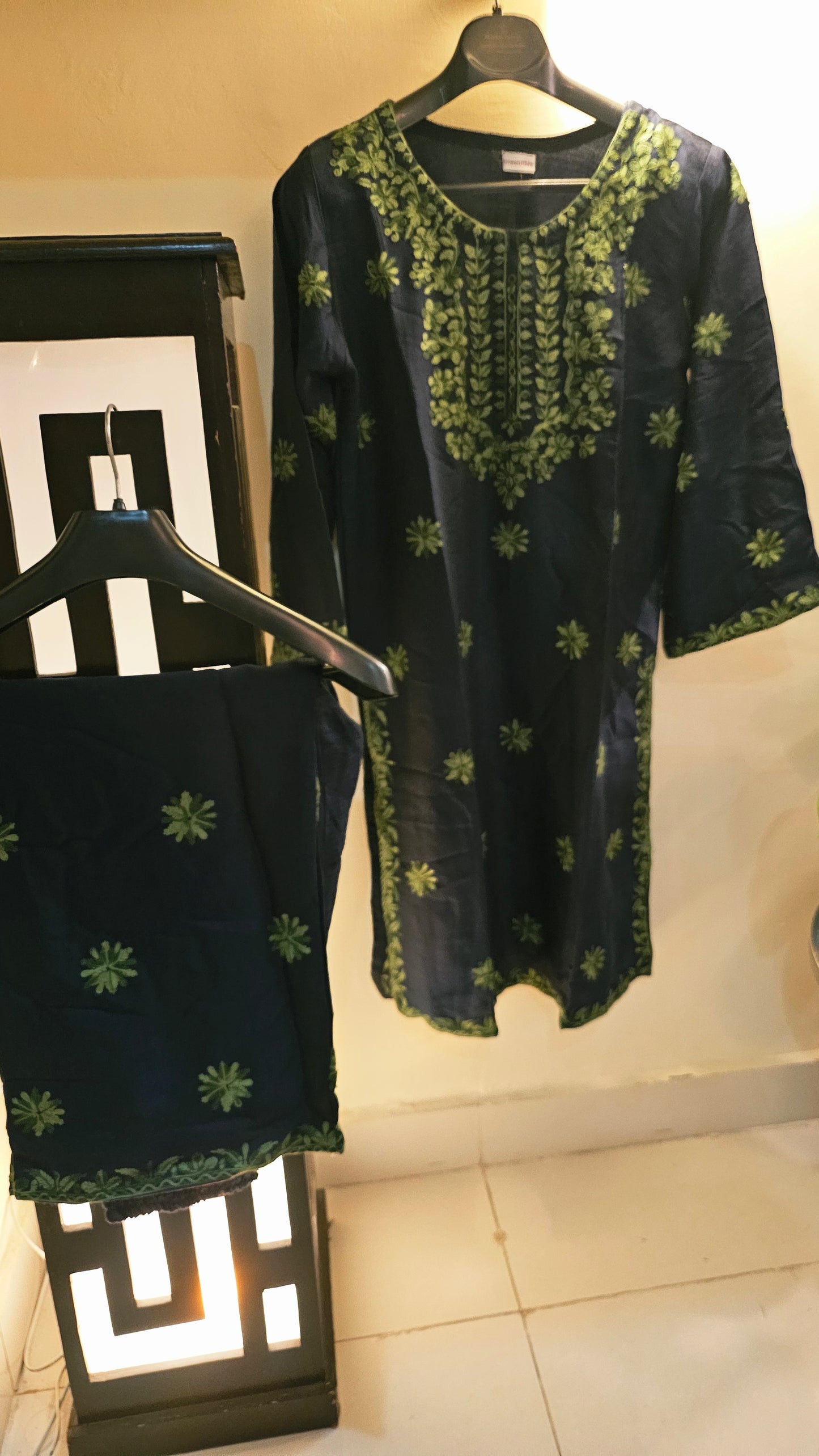 Kurta pants: Pashmina