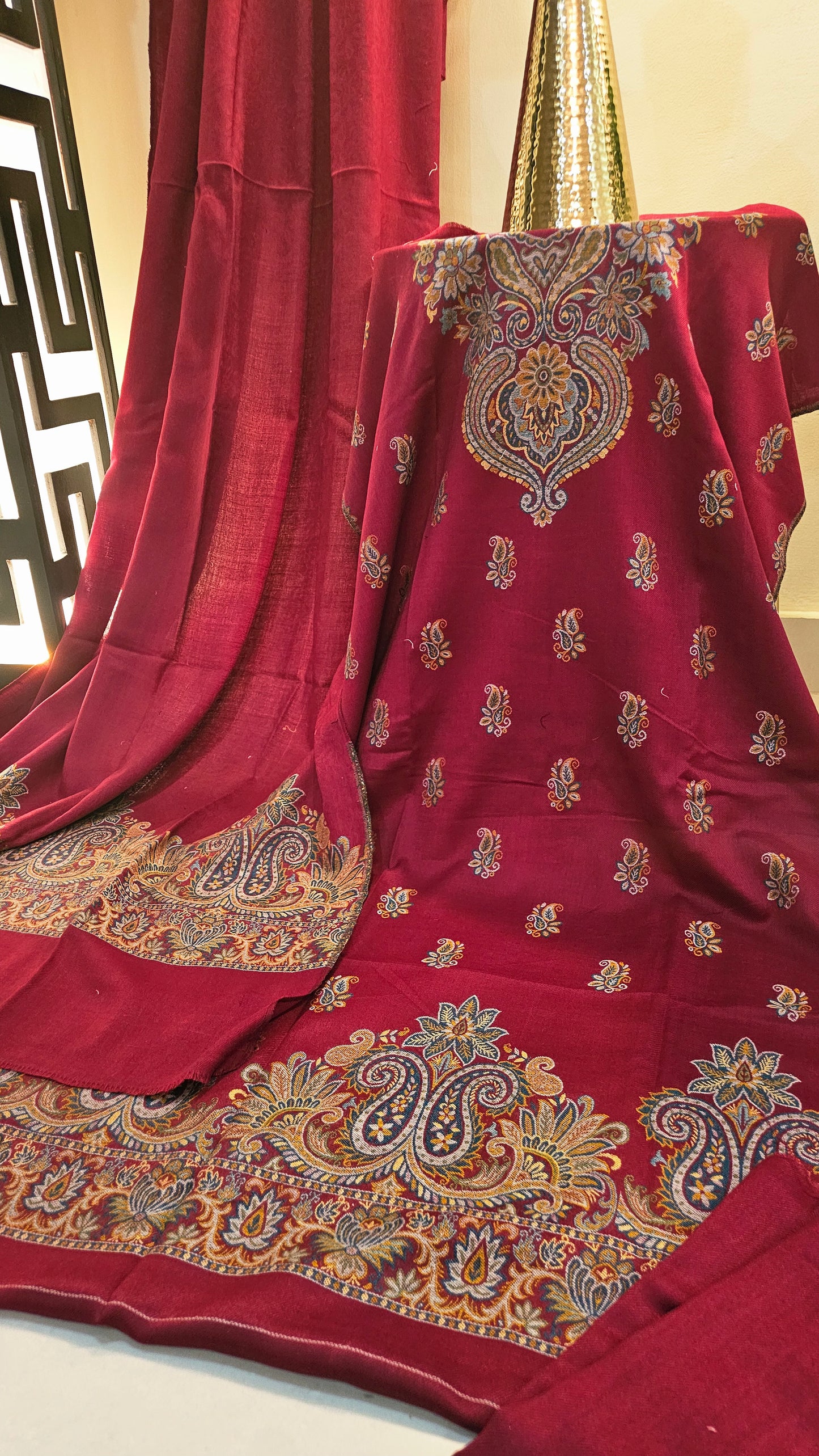 Kaani suit: Pashmina
