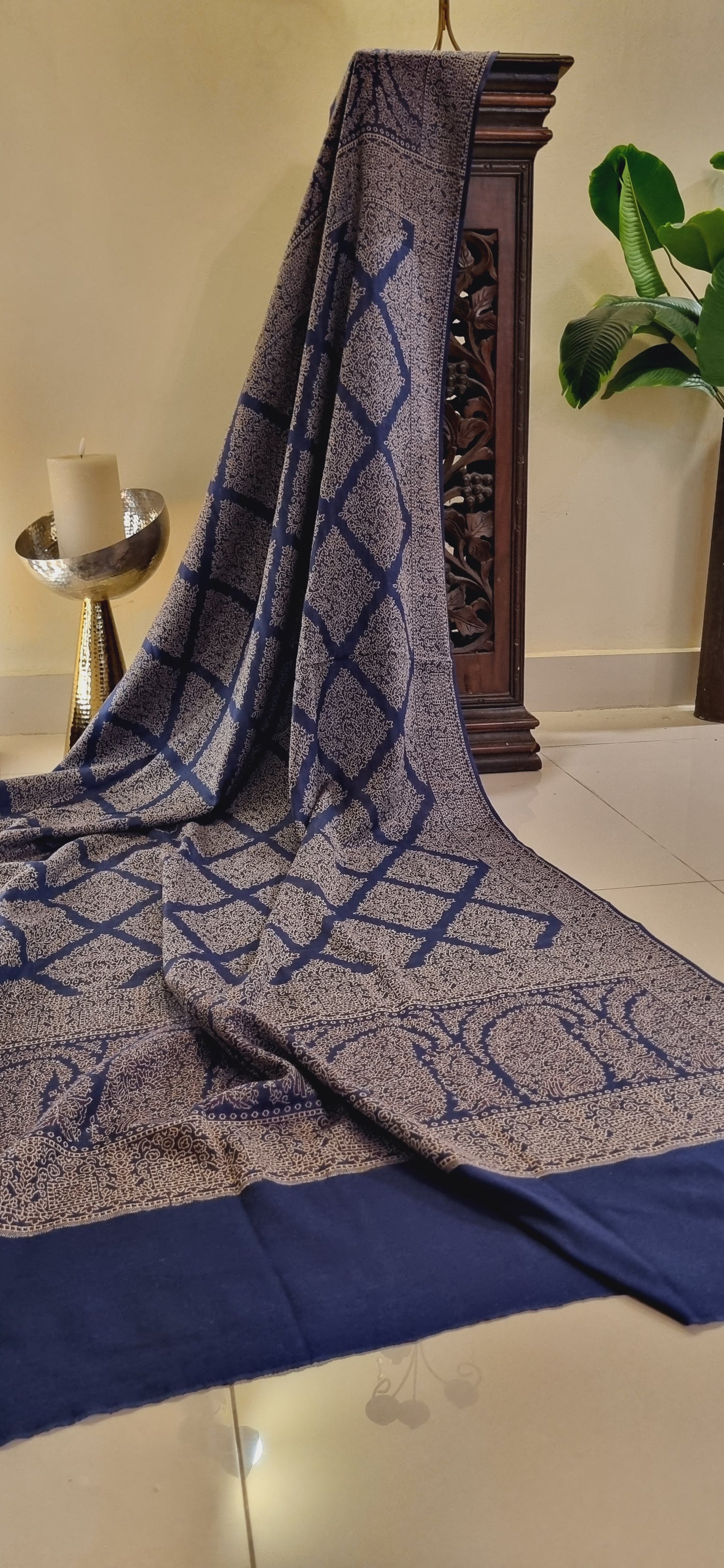 Woollen pashmina kaani shawl