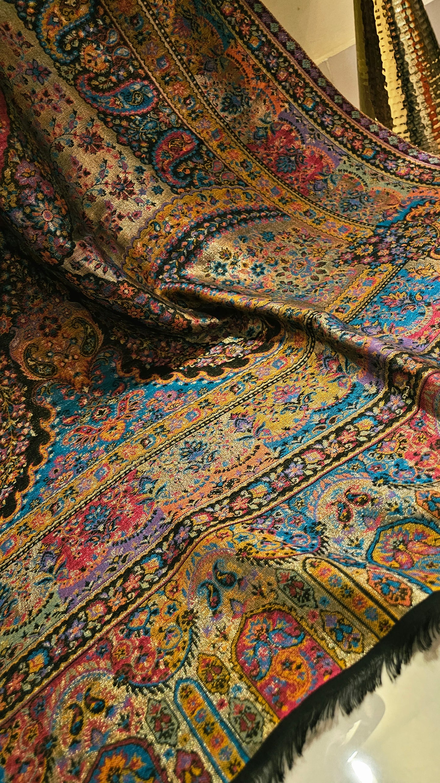 Gandhara reversible kaani: shawl