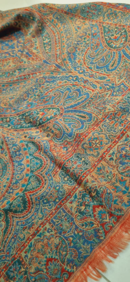 Reversible kaani pashmina shawl