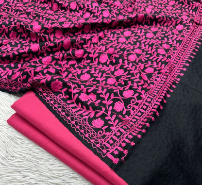 Embroidered suit: pashmina