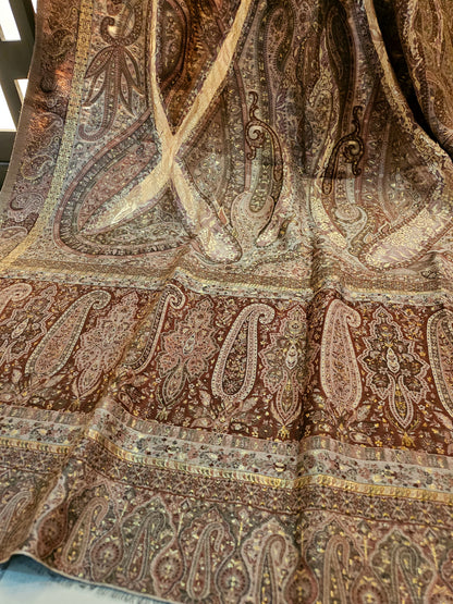 Silk kaani shawl with chantilly