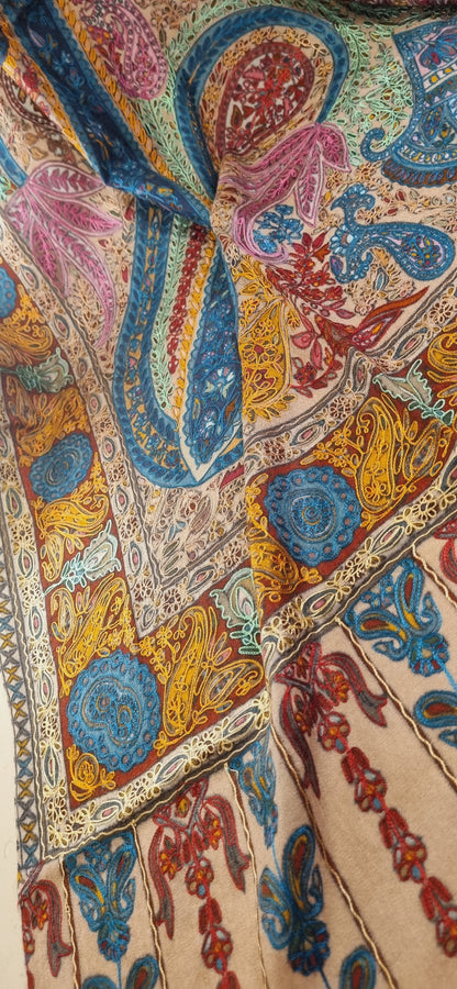 Reelkar embroidered pashmina shawl