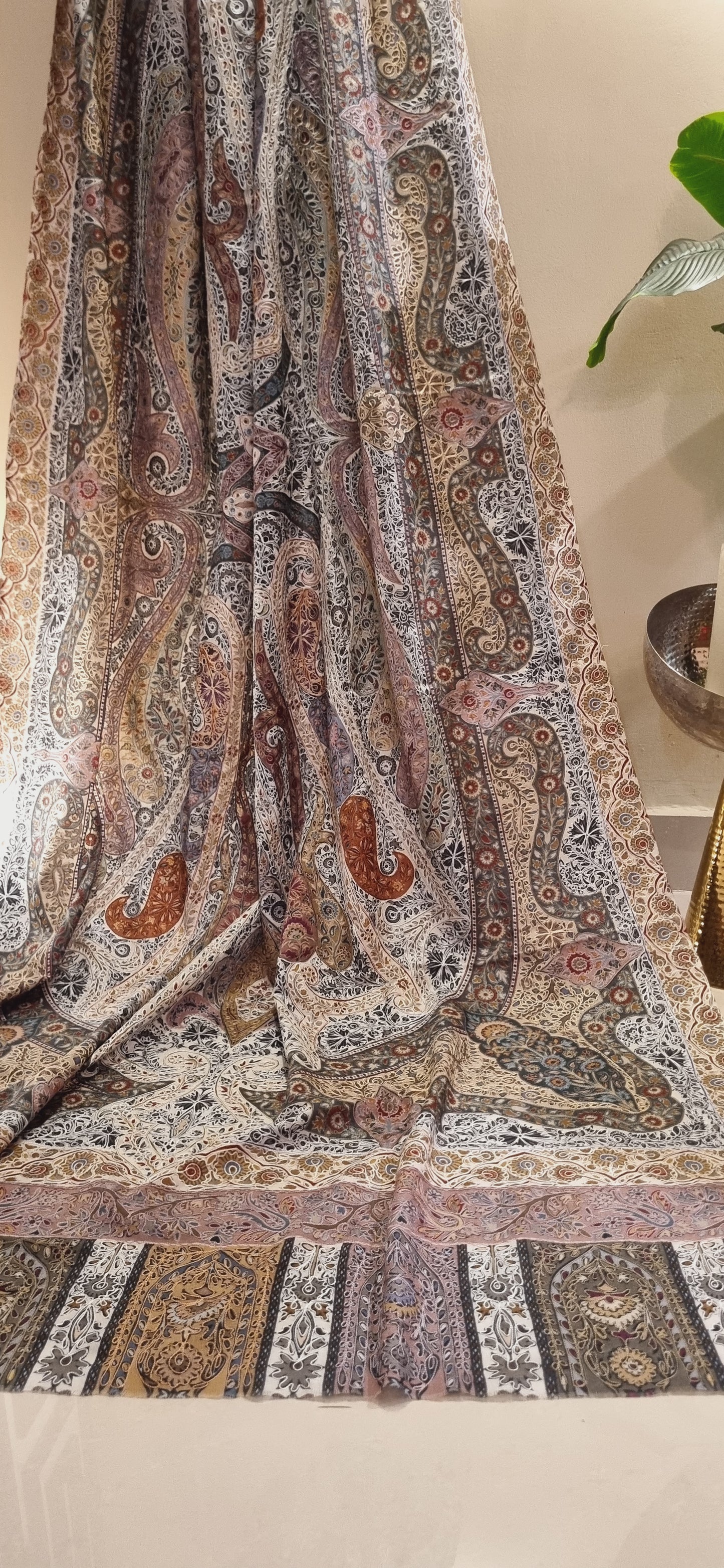 Reelkar pashmina shawl