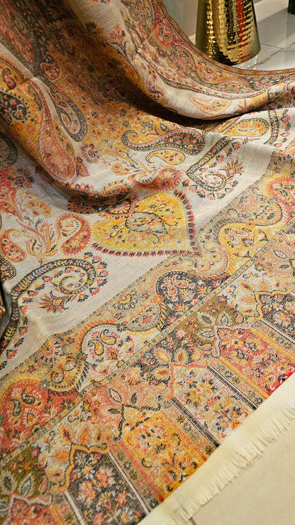 Moonlight reversible gandhara kaani: Pashmina
