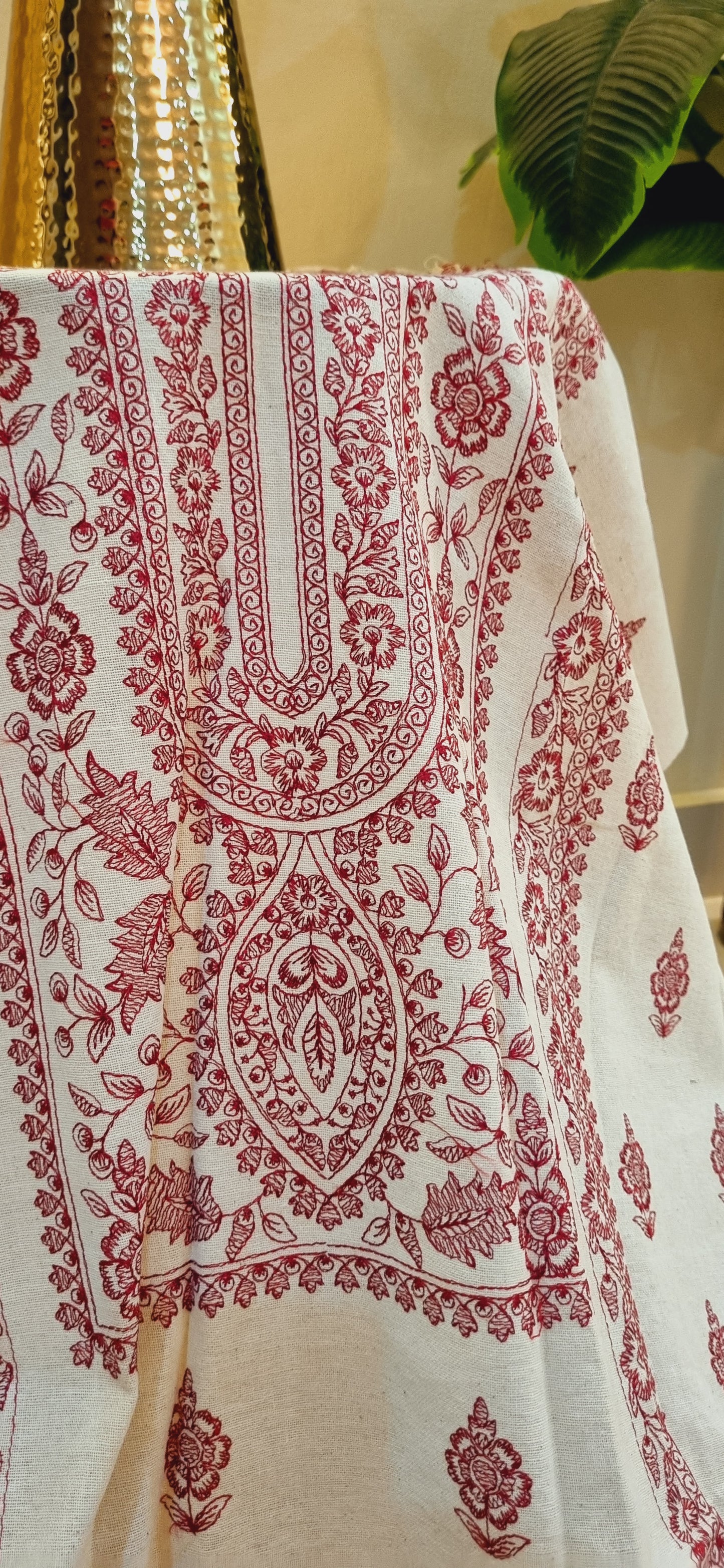 Khaddar karandi embroidered three piece