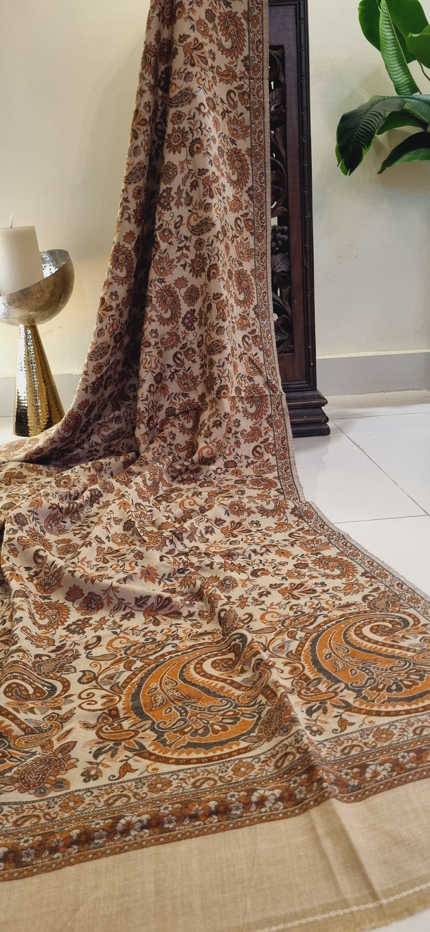 Woollen pashmina kaani shawl