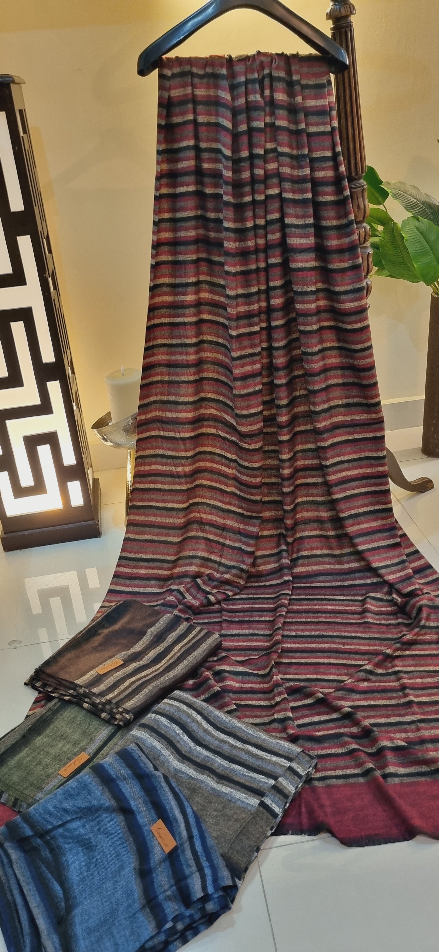 Soft Woolen cashmere shawls