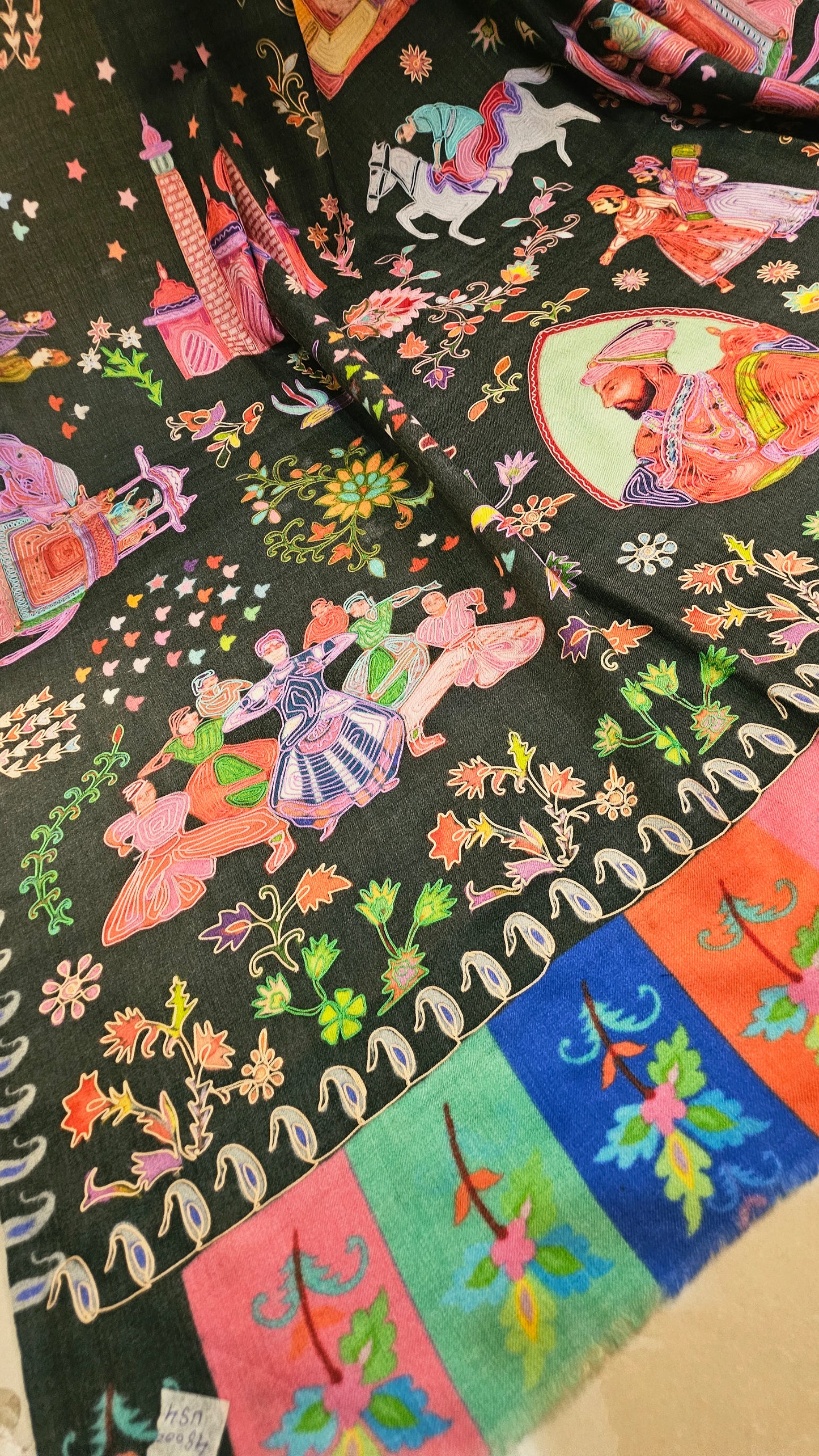 Reelkar embroidered:Pashmina