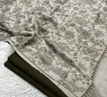Embroidered suit: Pashmina