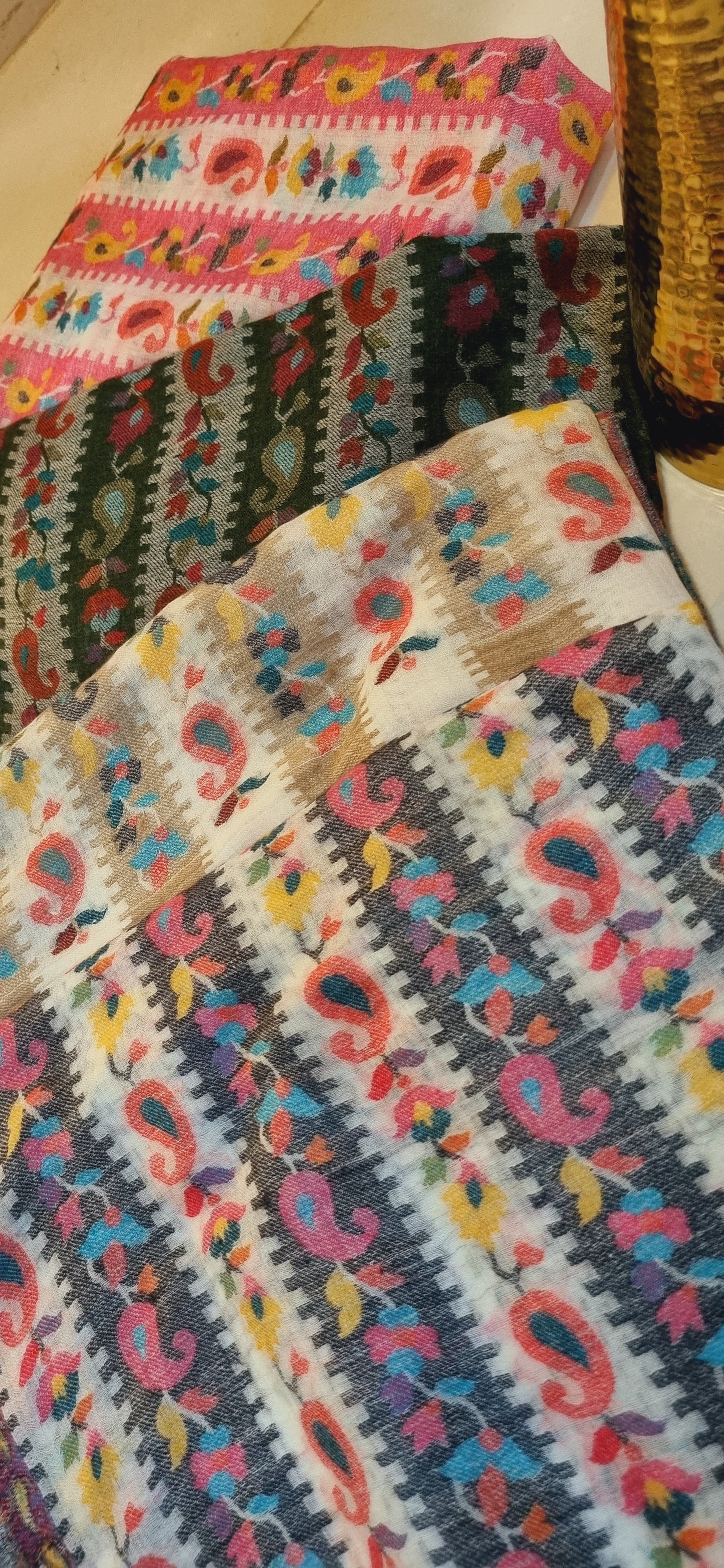 Toosh kaani shawl