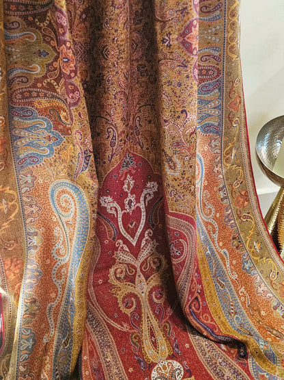 Antique weaved pashmina shawl
