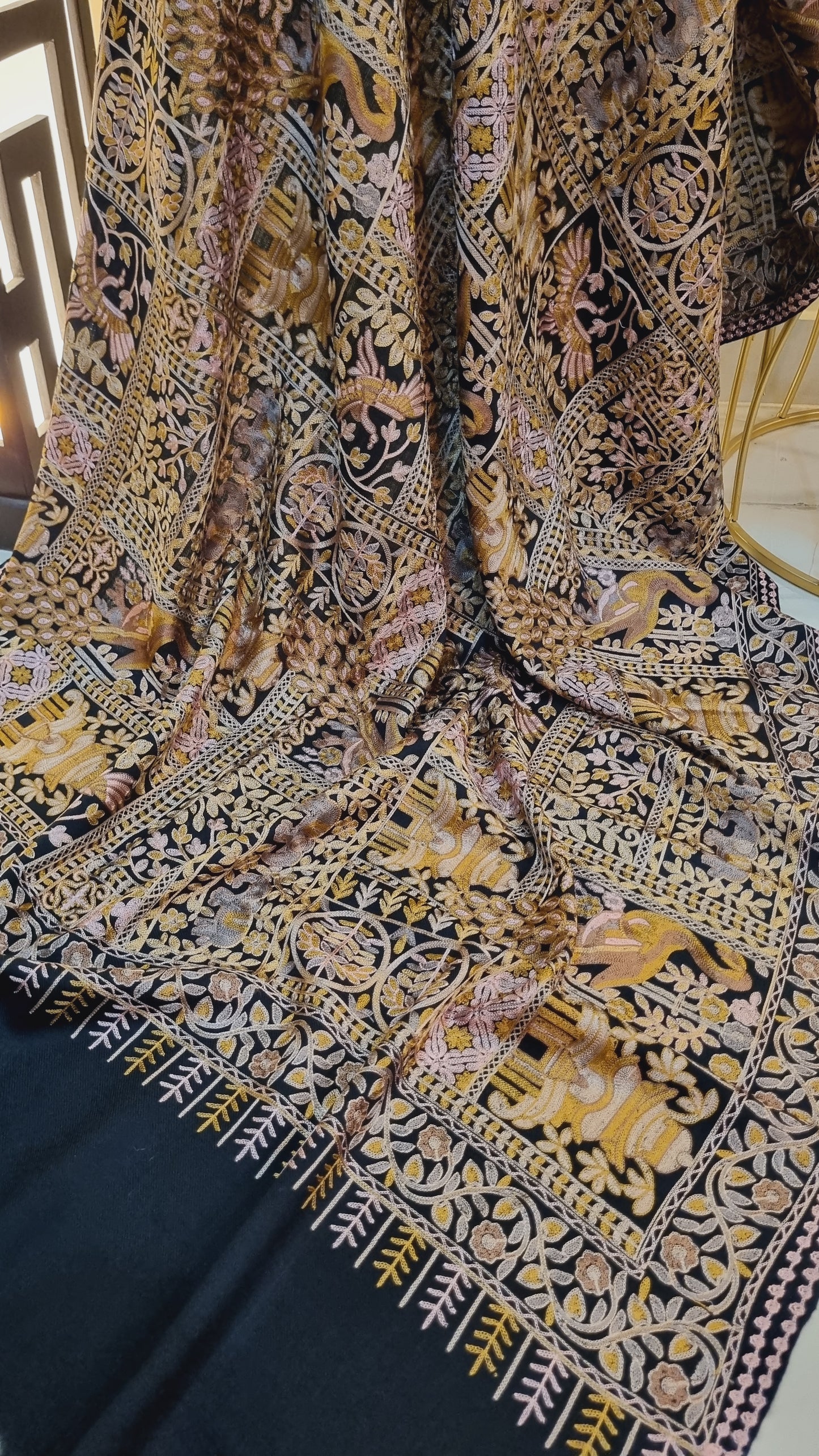 Embroidered pashmina shawl