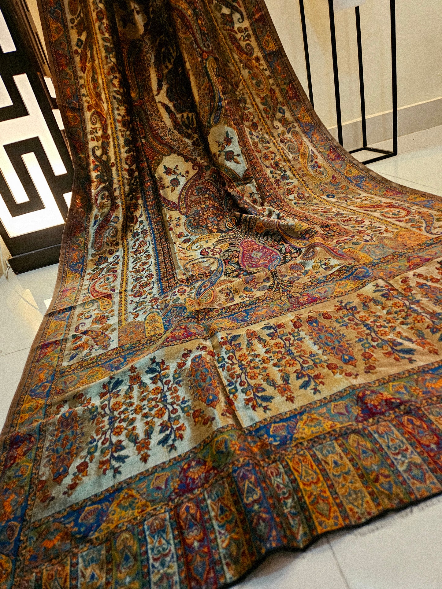 Silky moonlight kaani shawl/dupata