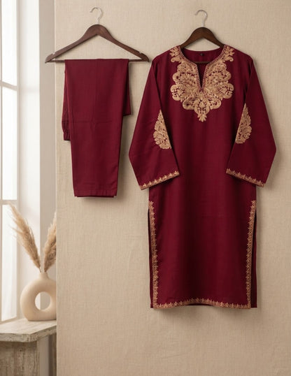Embroidered kurta trouser: Pashmina