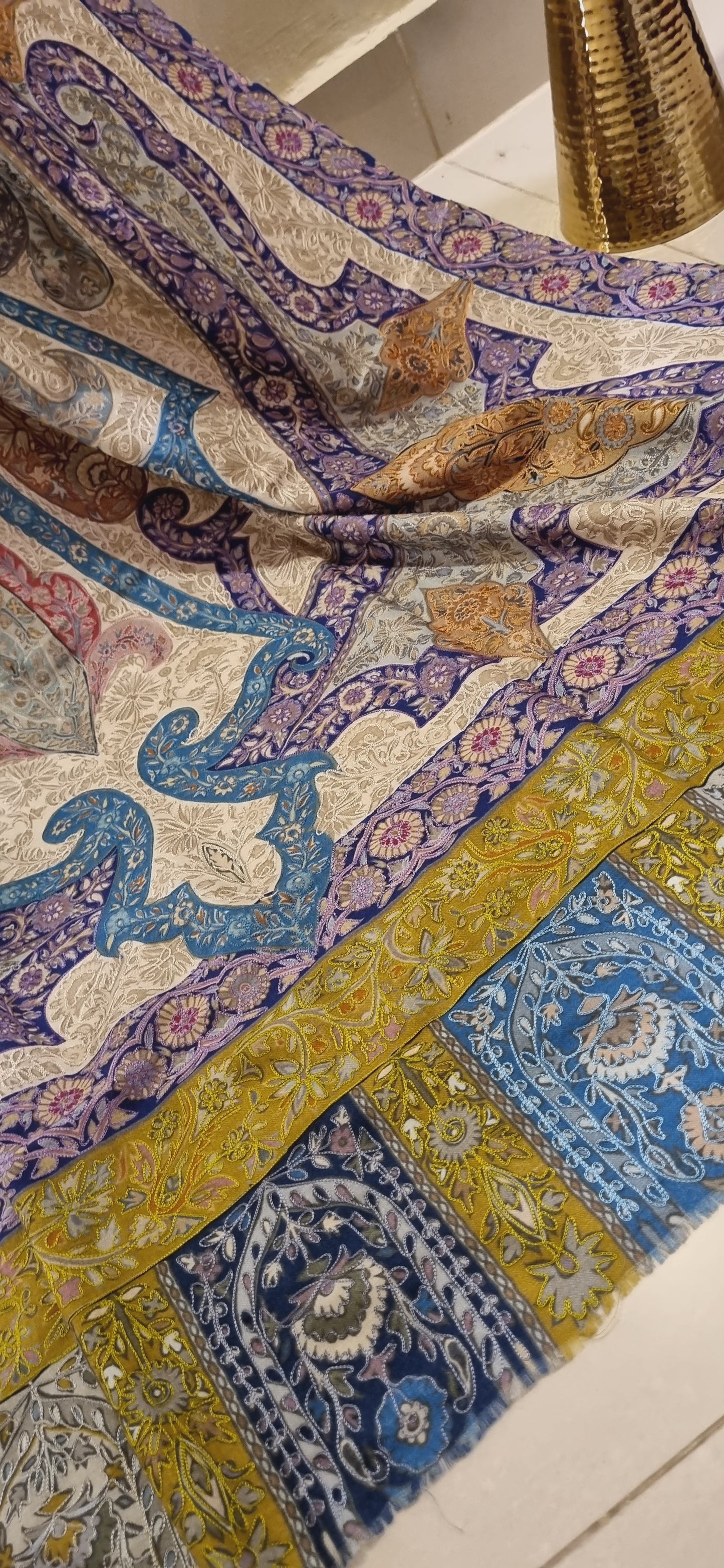 Reelkar embroidered pashmina