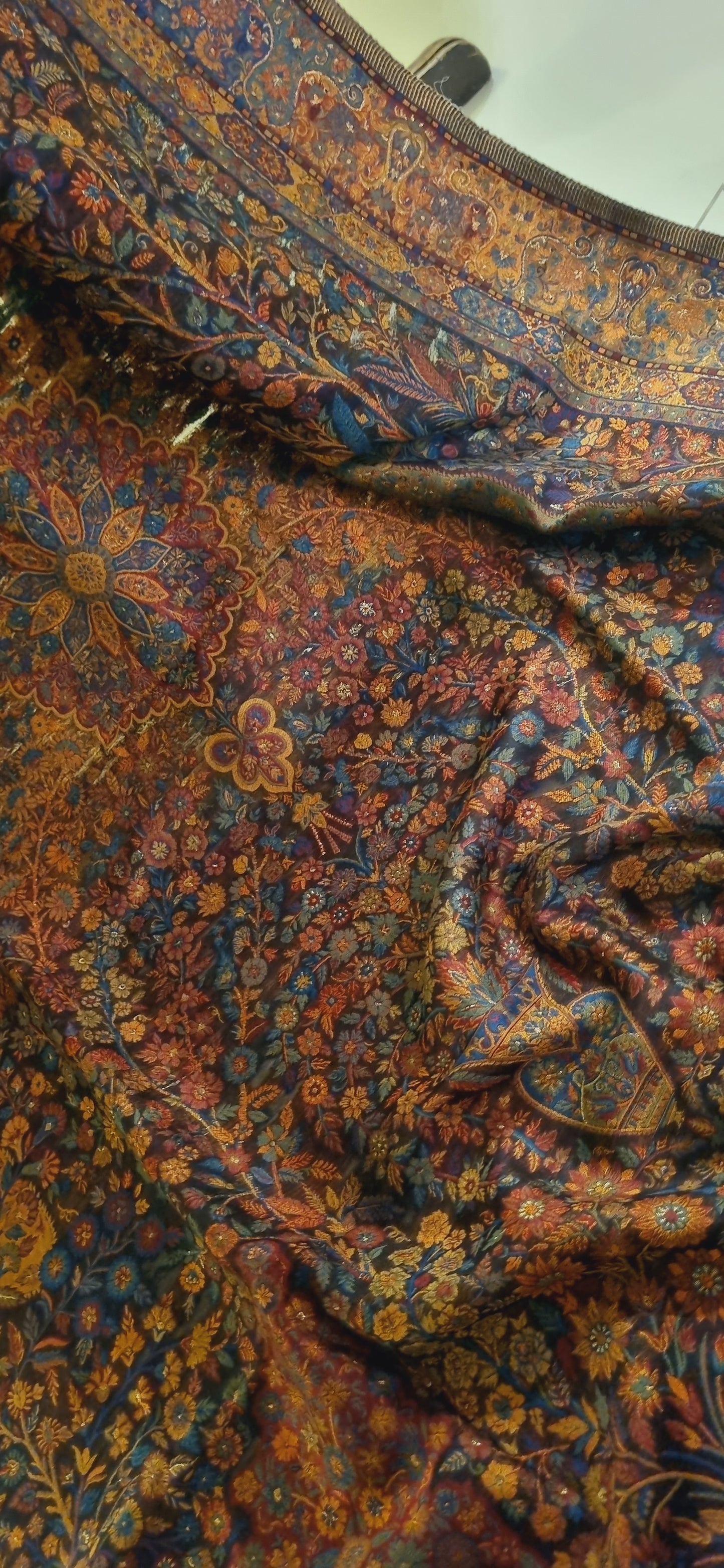 Silk kaani shawl