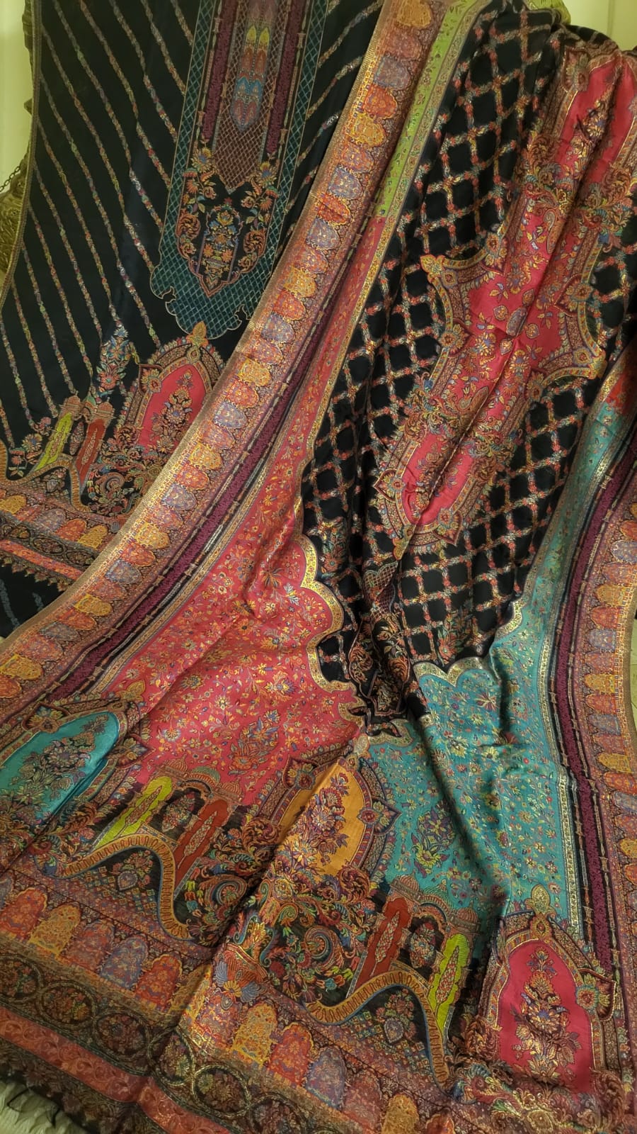 Kaani Silk Suit