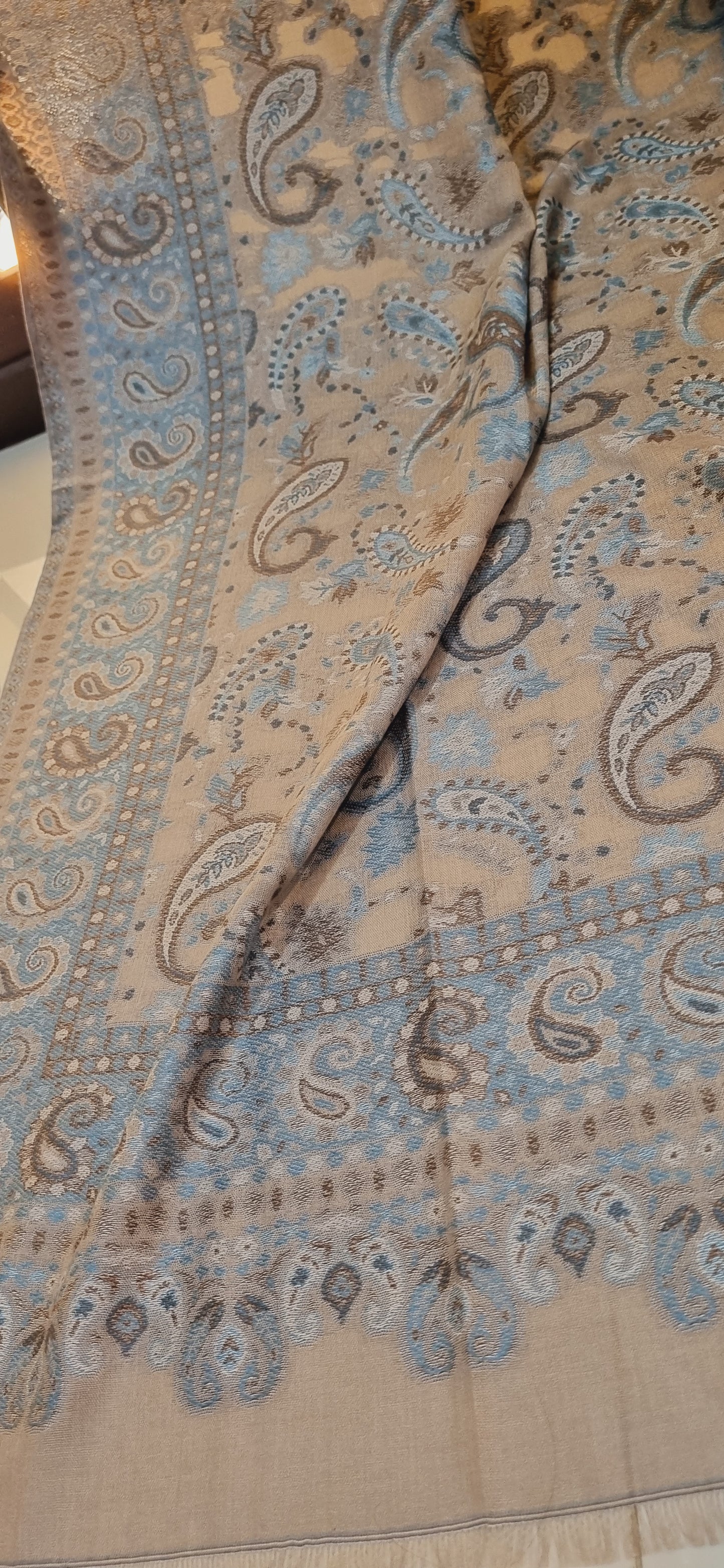 Woolen pashmina kaani shawl