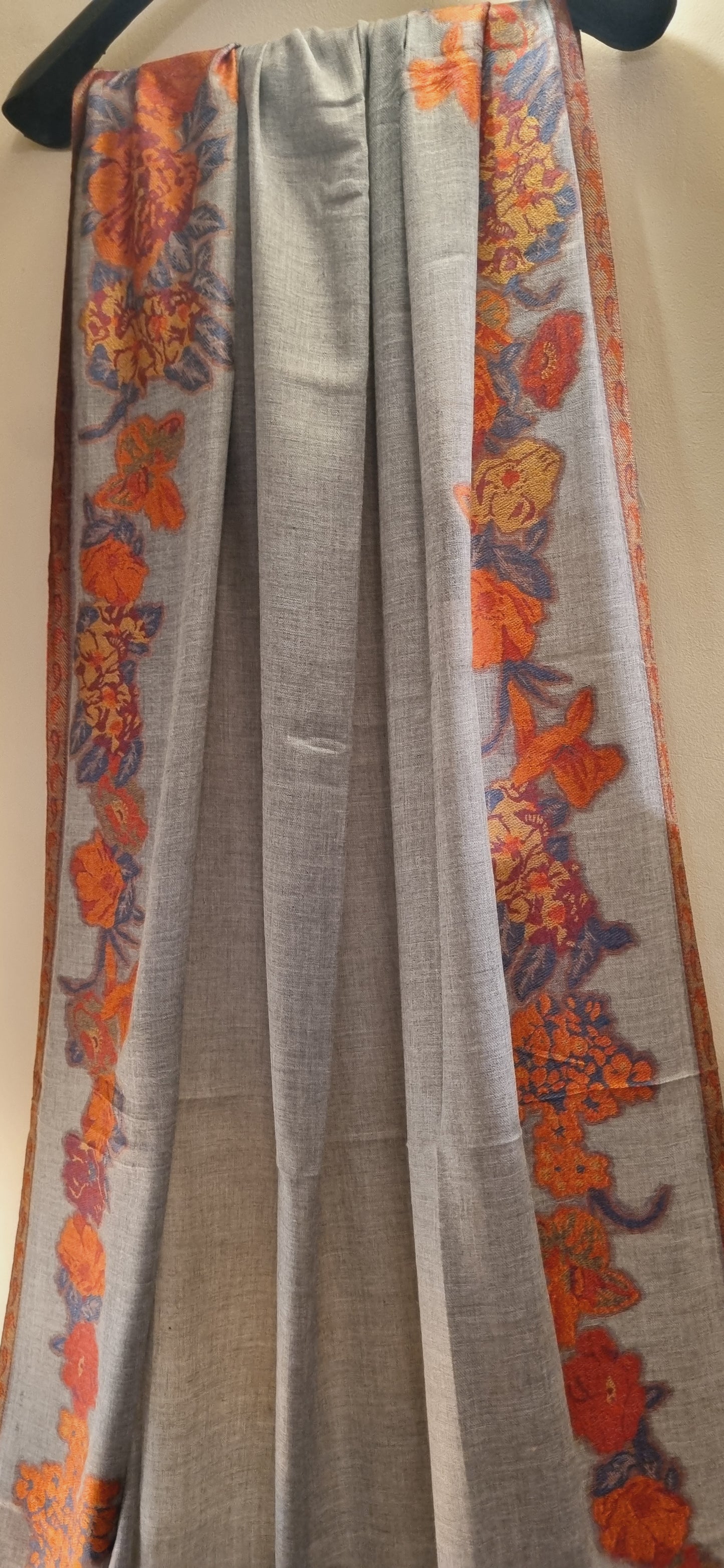 Woolen pashmina kaani shawl