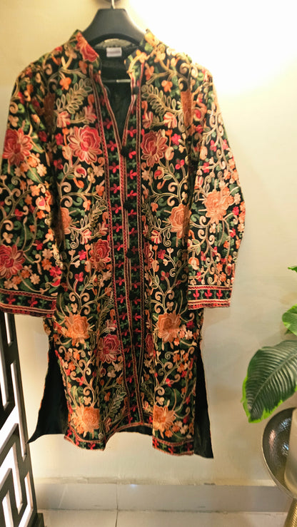 Embroidered coat: Pashmina